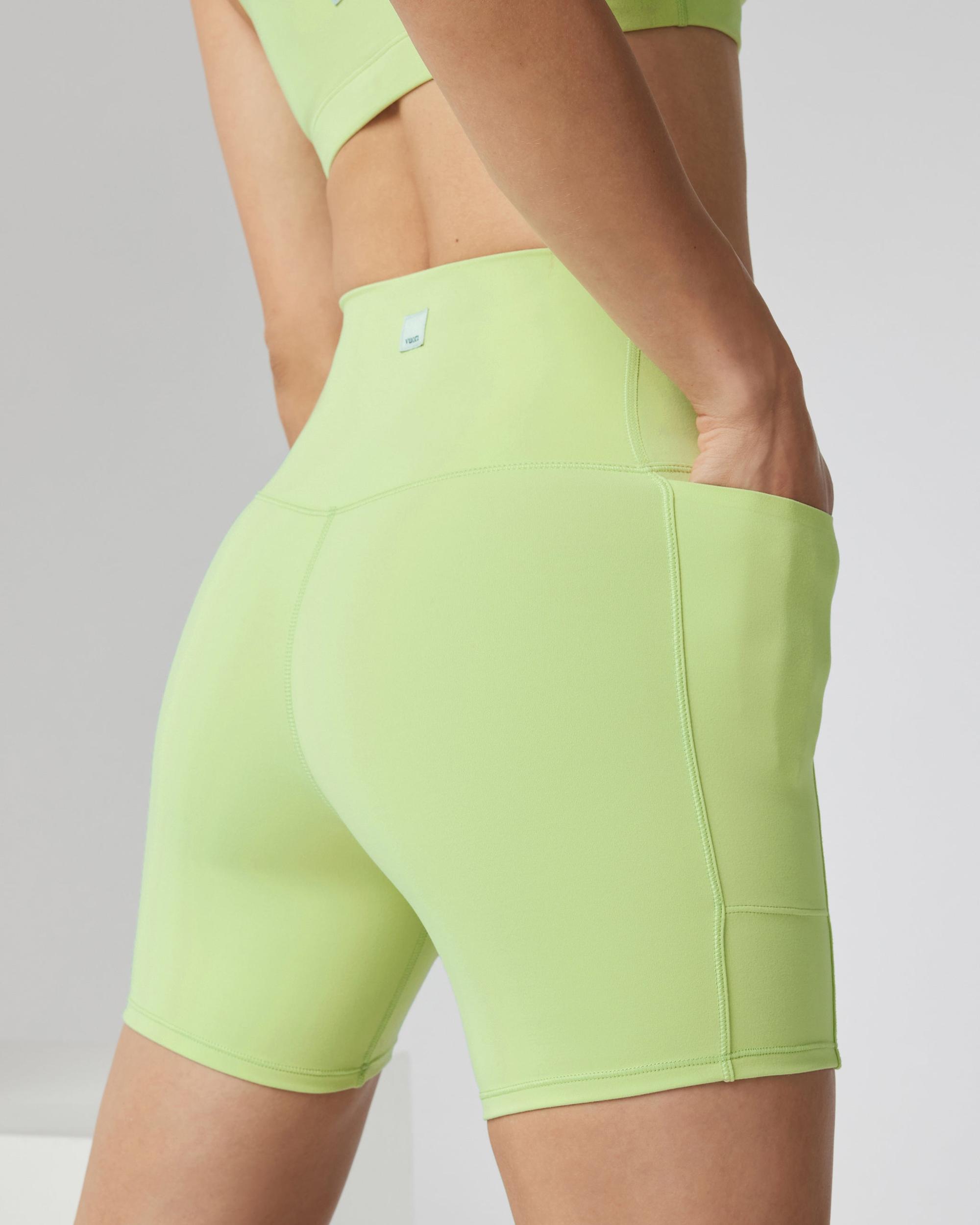 Studio Pocket Short Product Image