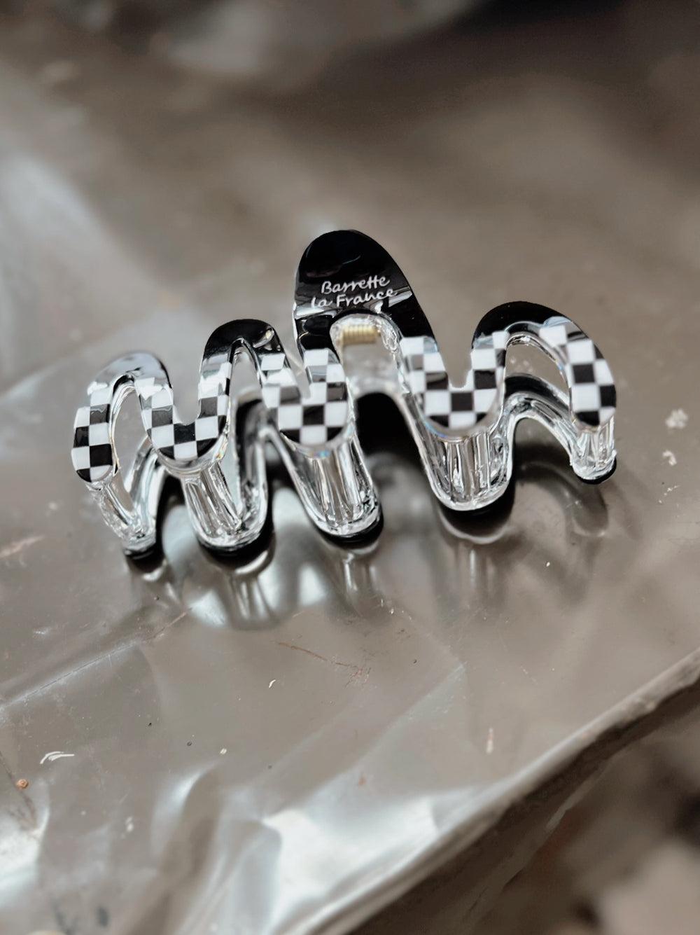 Large Wavy Checker Claw Clip Product Image