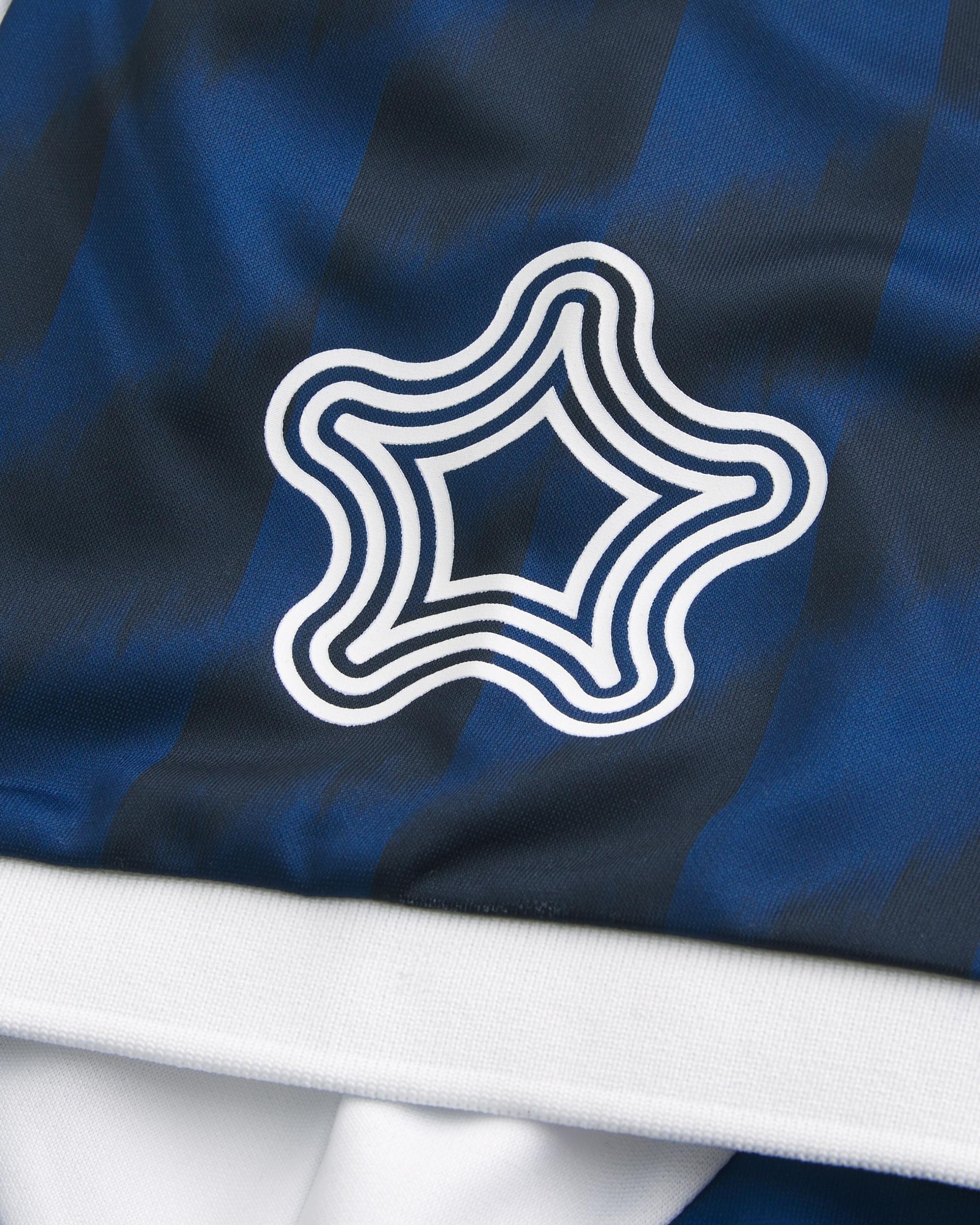 Boxy Dynamix Graphic Jersey Product Image