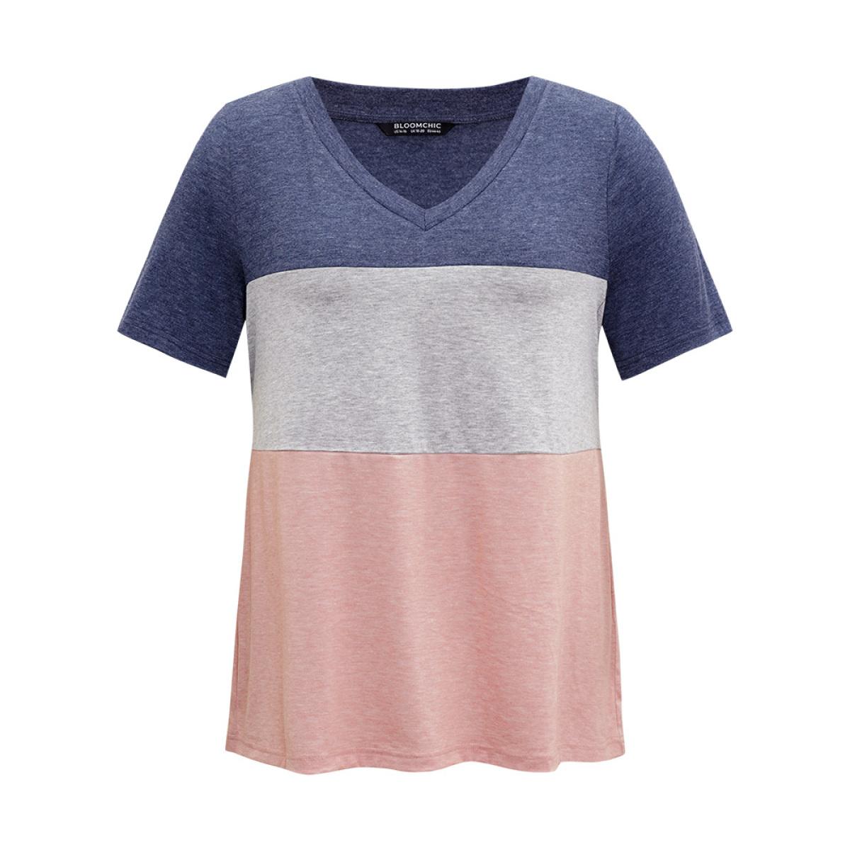 Plus Size Colorblock Contrast V Neck T-shirt Multicolor Women Casual Contrast Plain V-neck Dailywear T-shirts BloomChic 18-20/2X Product Image