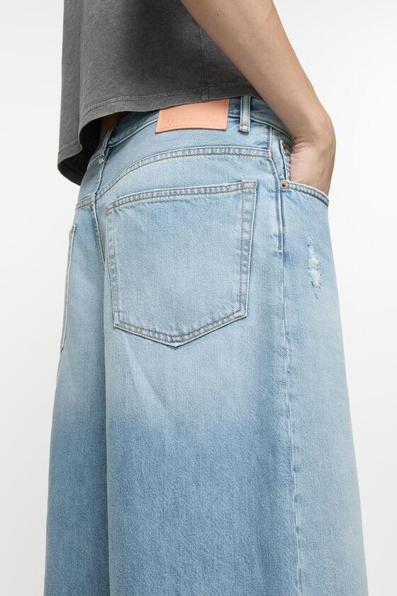 Denim shorts - Loose fit Product Image