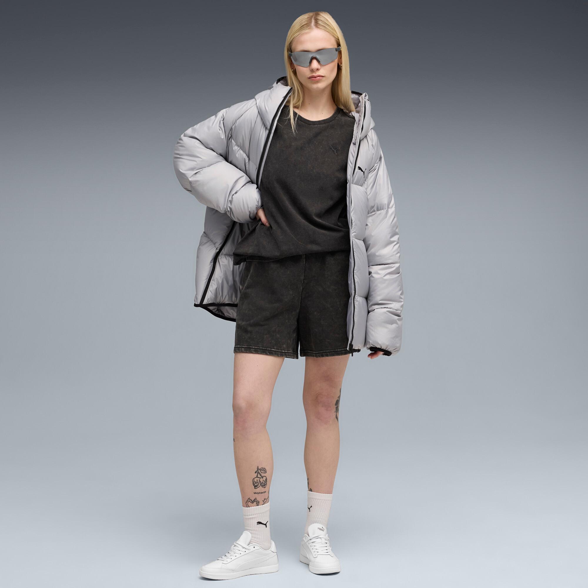 PUMA ESS ELEVATED Wash Shorts Women Product Image