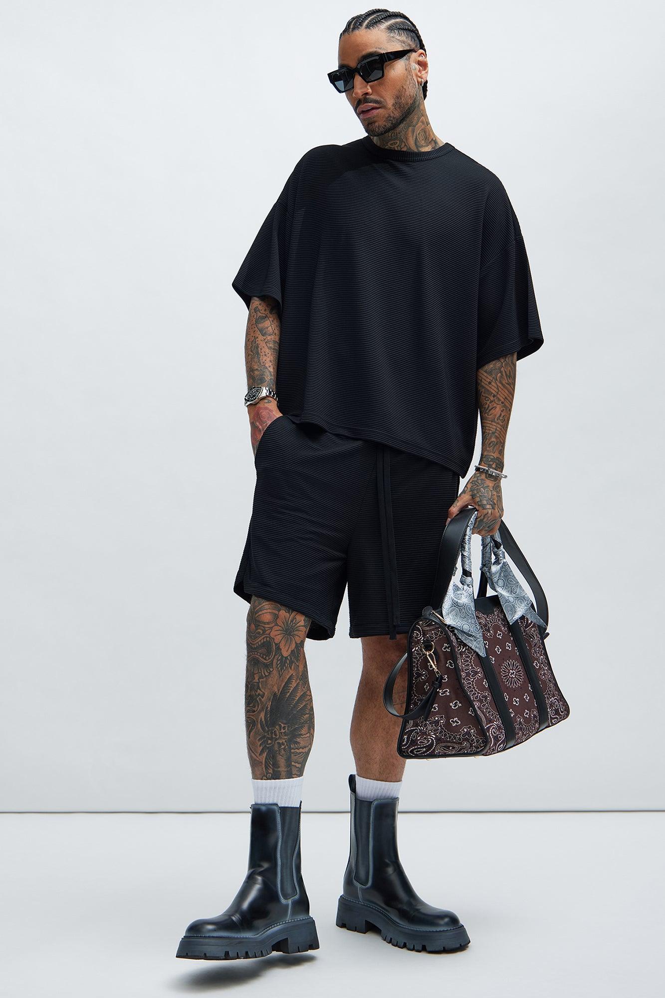Zyler Textured Boxy Short Sleeve Tee - Black Product Image