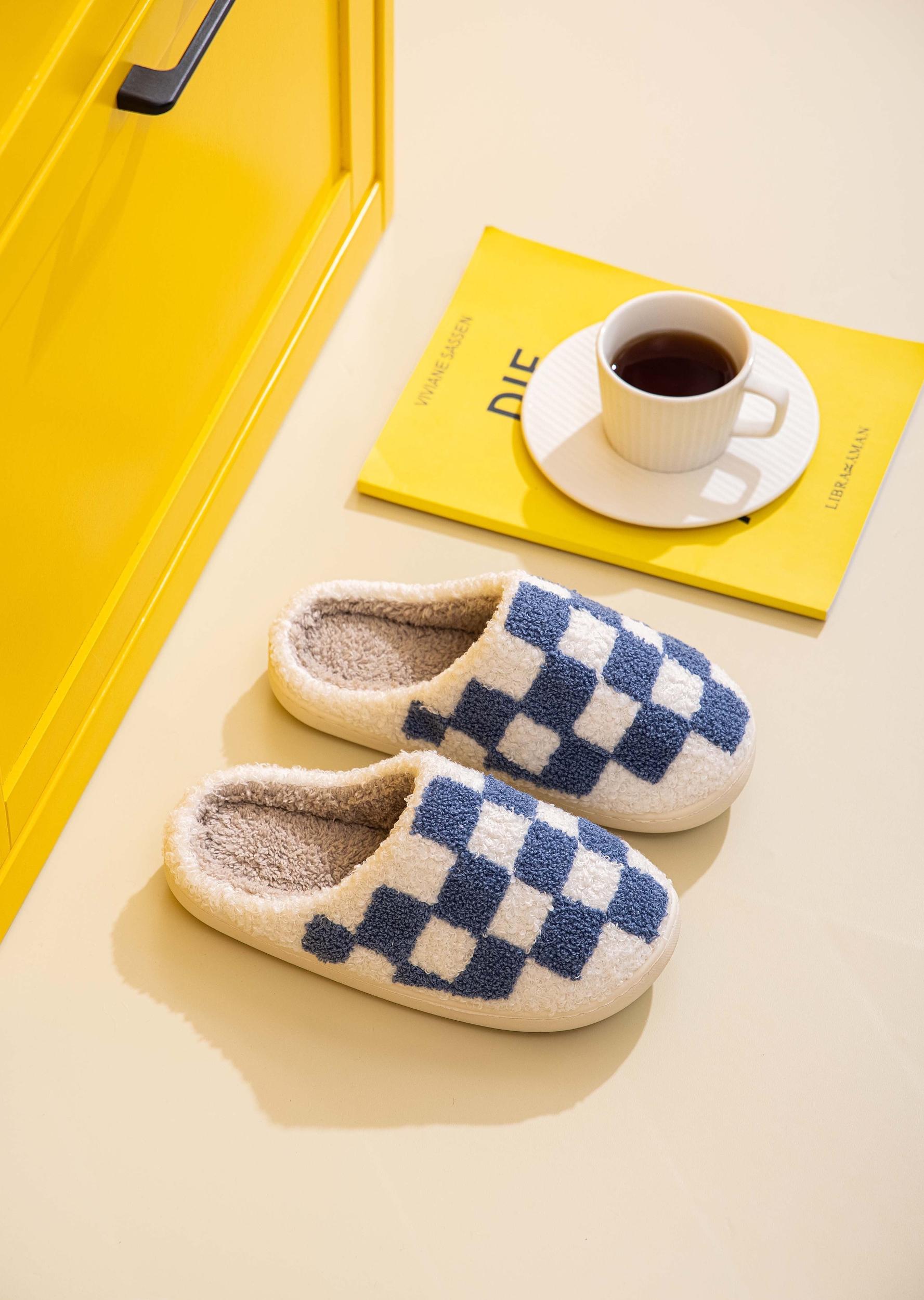 Soft Plush Checker Slipper Product Image