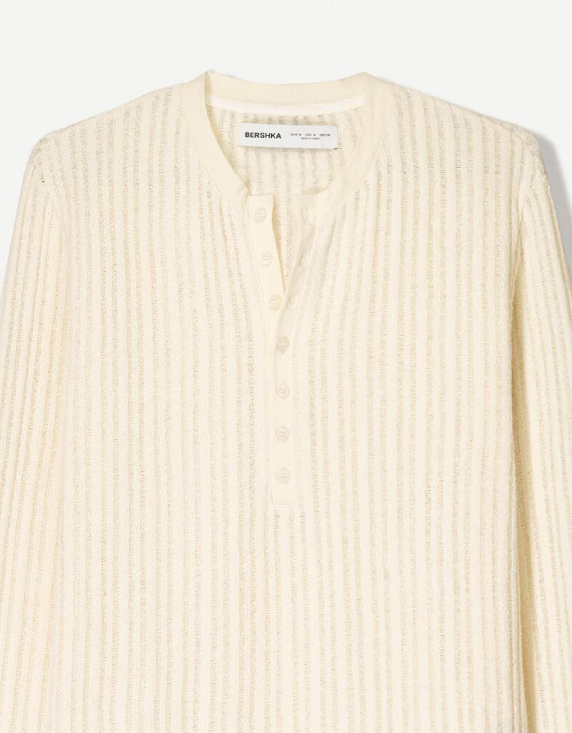 Open knit sweater with buttons Product Image