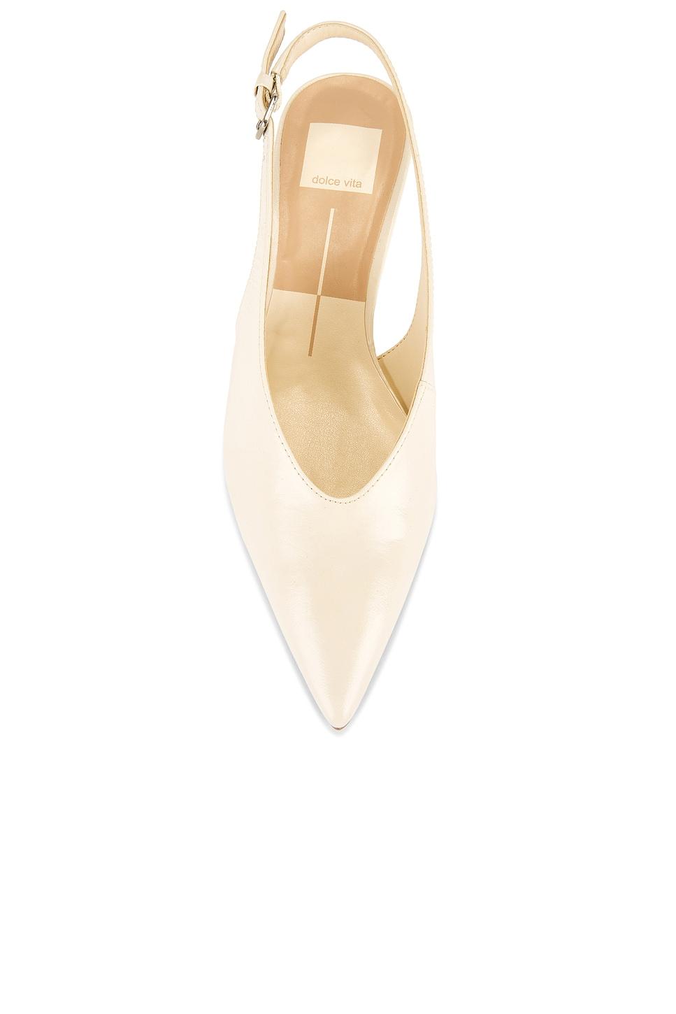 Alenna Pump Dolce Vita Product Image