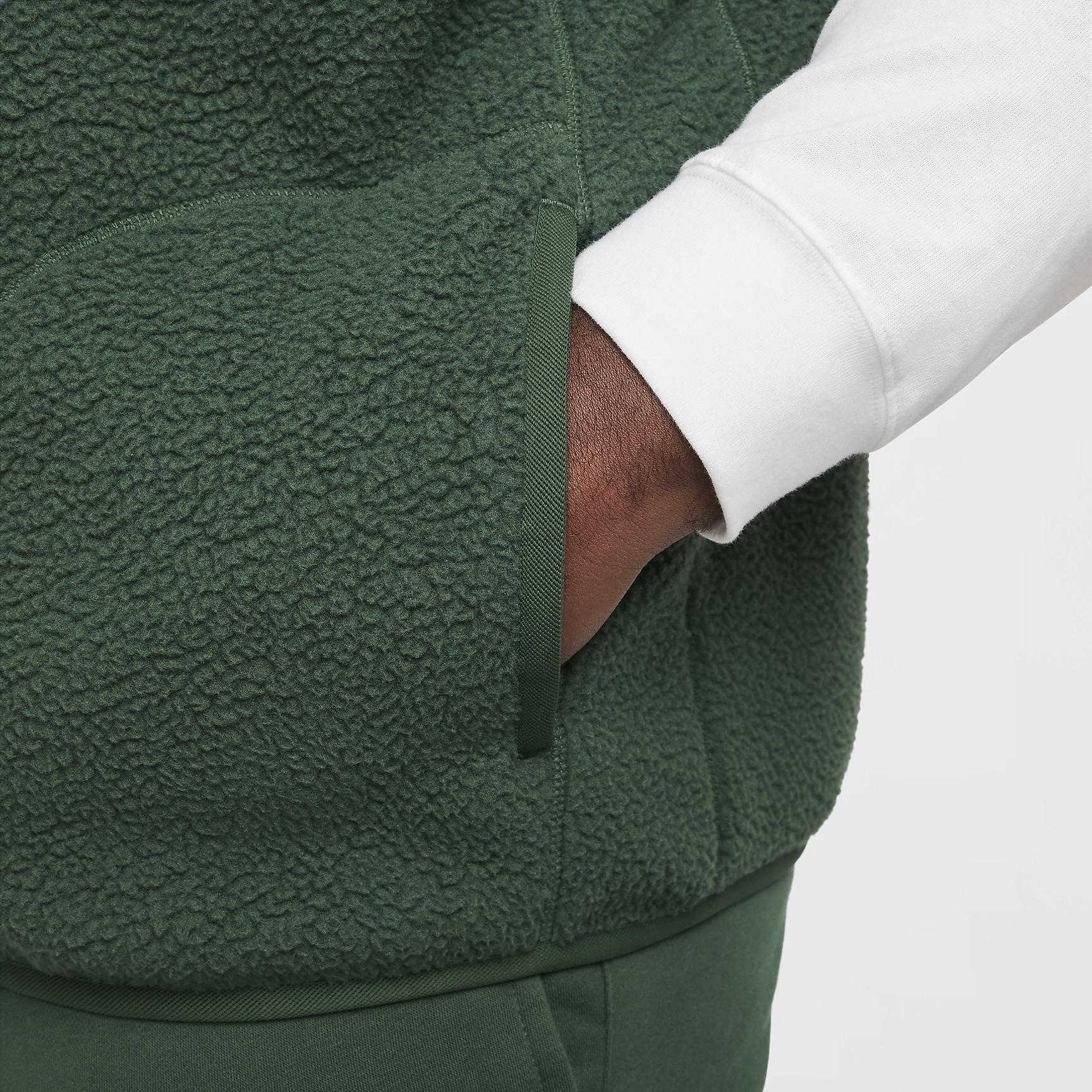 Men's Nike Sportswear Club Winterized Vest Product Image