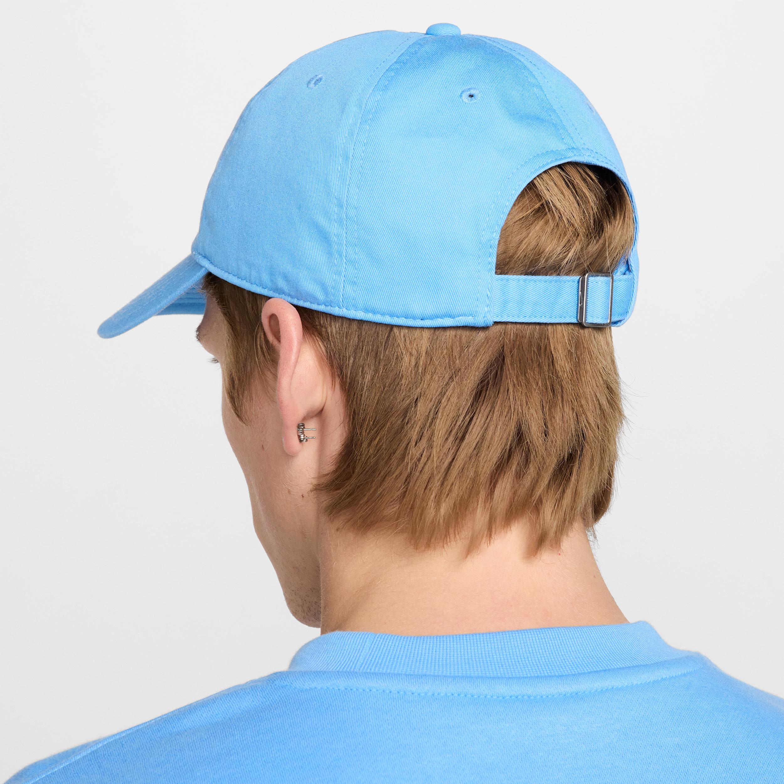 Nike Unisex Club Unstructured Futura Wash Cap Product Image
