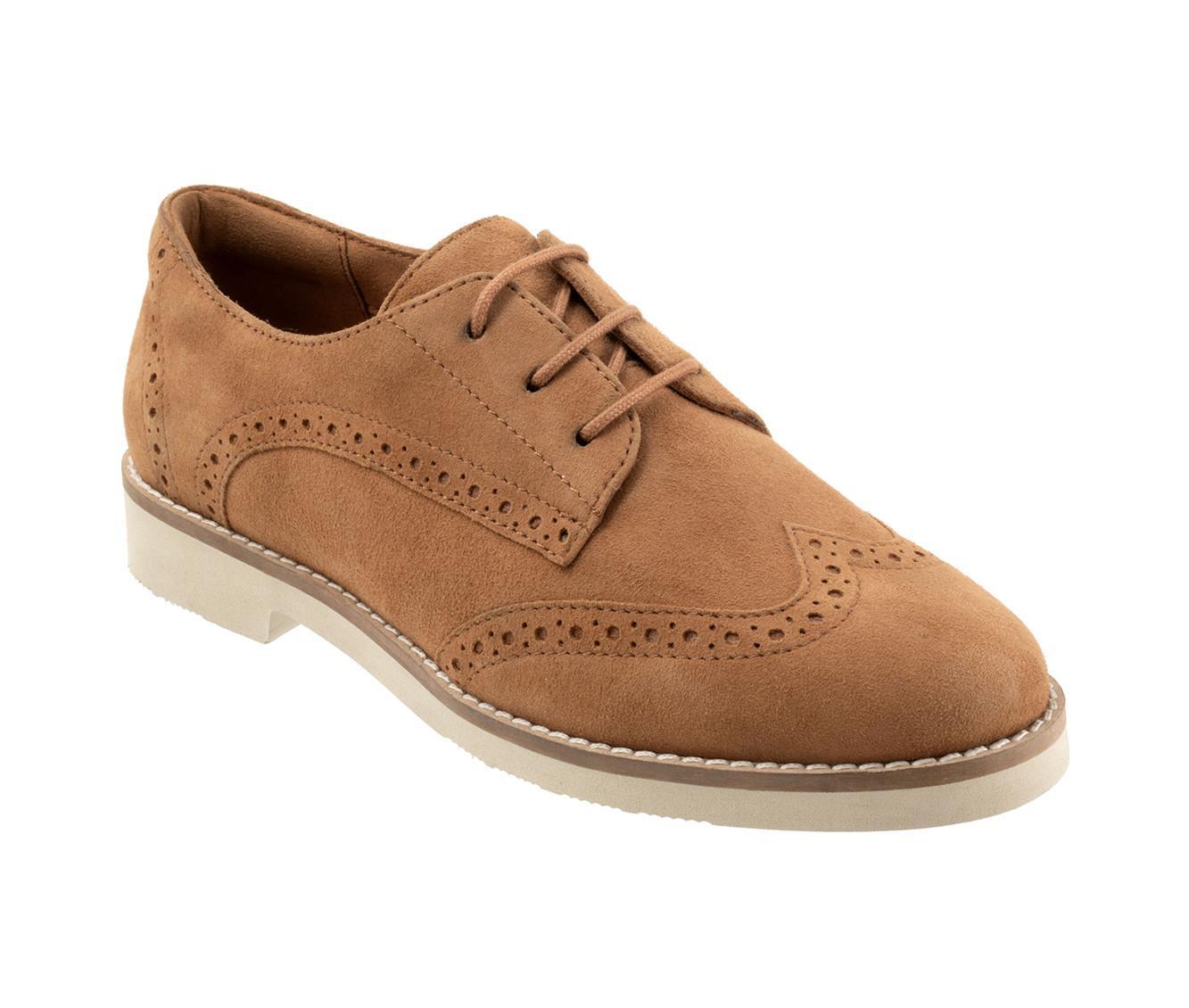 Women's Softwalk Willet Oxfords Product Image
