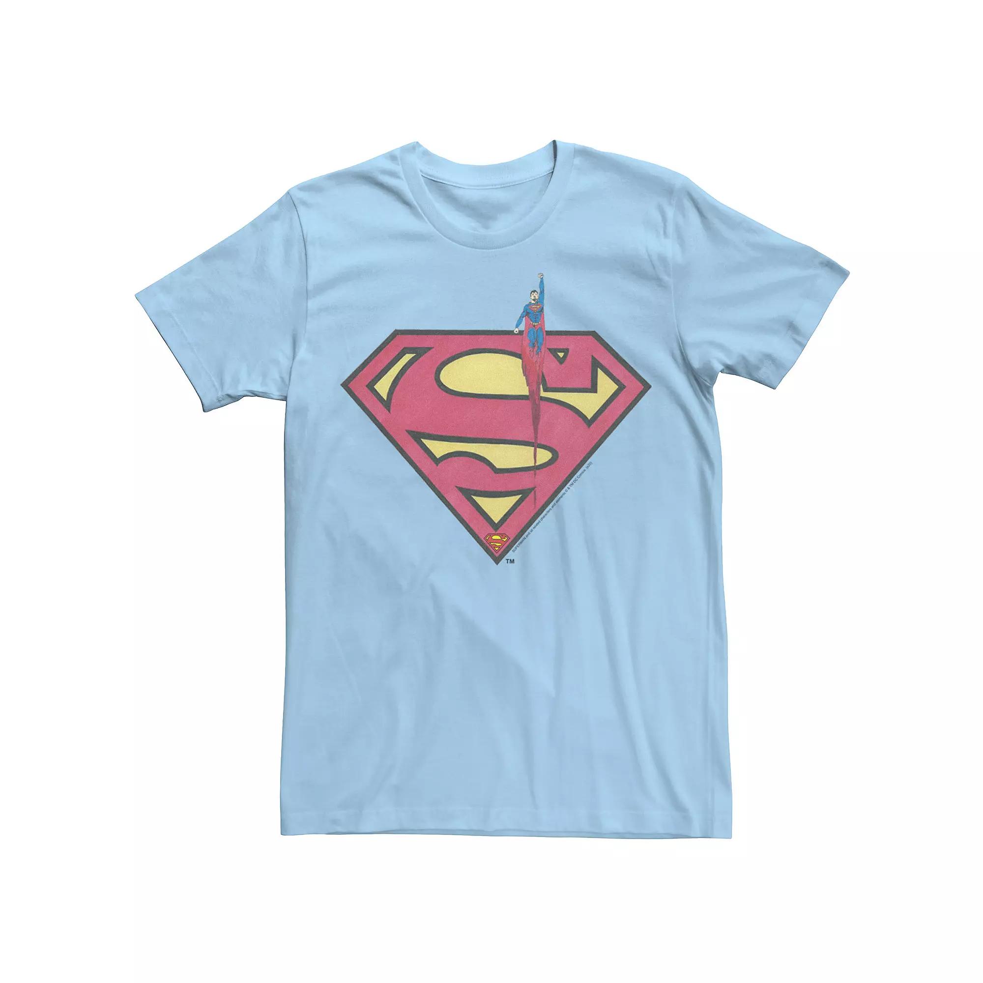 Men's DC Fandome Superman In Flight Logo Tee, Size: Large, Light Blue Product Image
