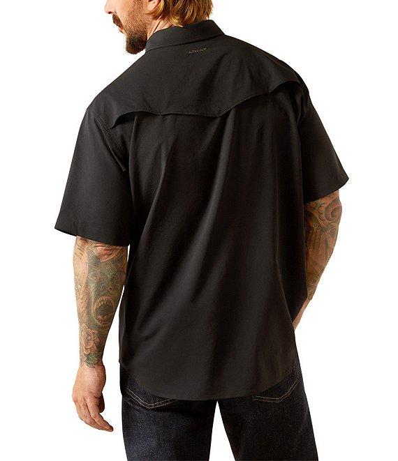 Ariat VentTEK Classic Fit Performance Short Sleeve Solid Woven Western Shirt Product Image