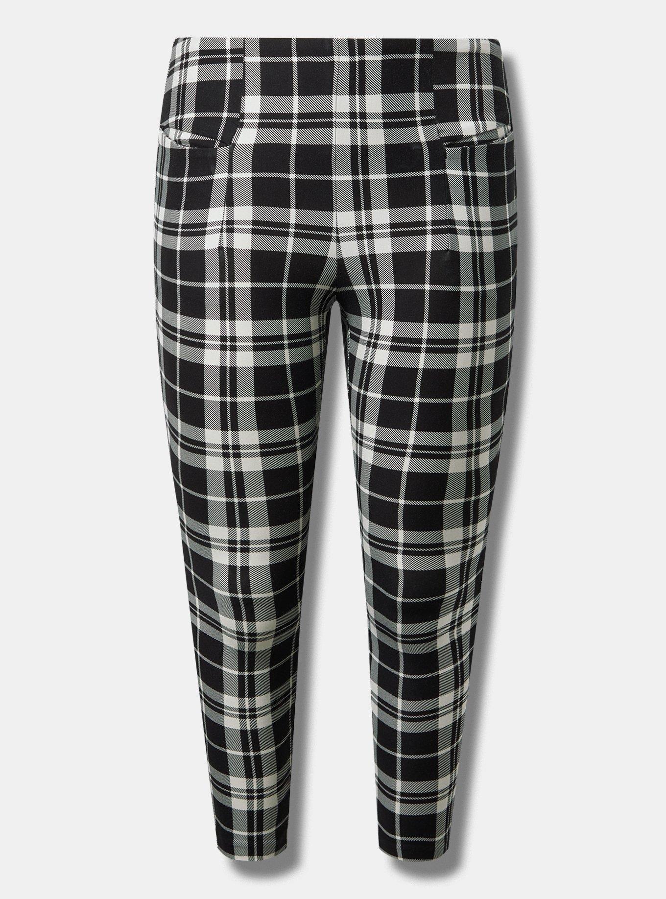 Skinny Studio Ponte Pant Product Image