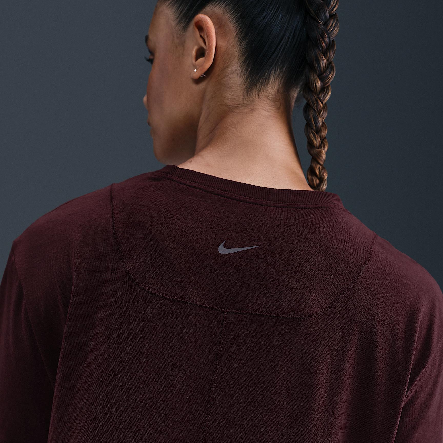 Nike Women's One Relaxed Dri-FIT Cropped Short-Sleeve Top Product Image
