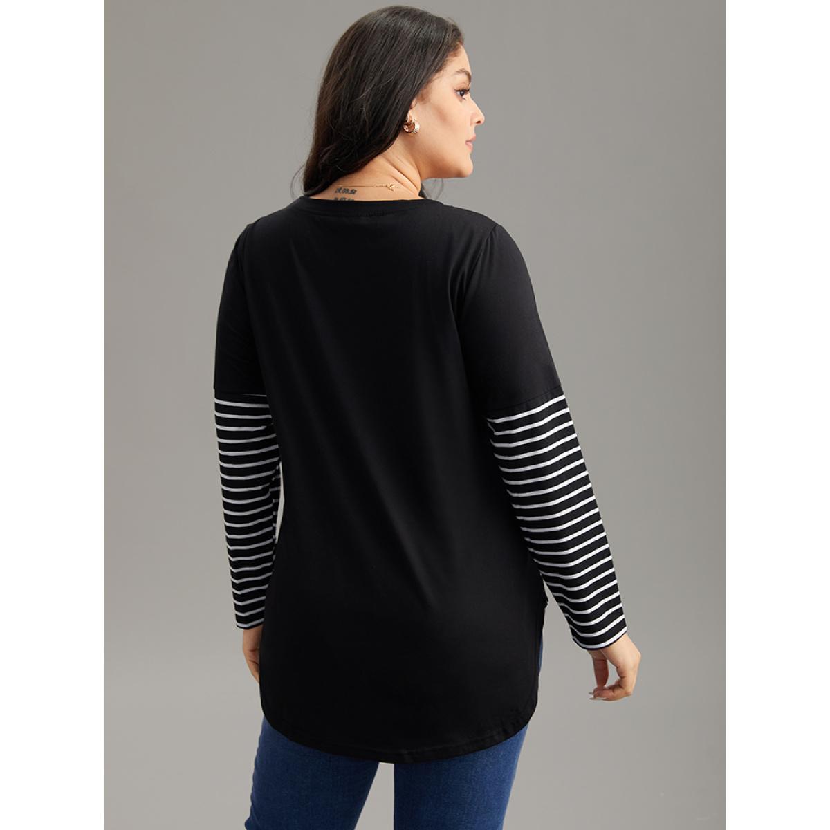 Plus Size Striped Contrast Patched Pocket Arc Hem T-shirt Black Women Casual Contrast Striped Round Neck Dailywear T-shirts BloomChic 22-24/3X Product Image