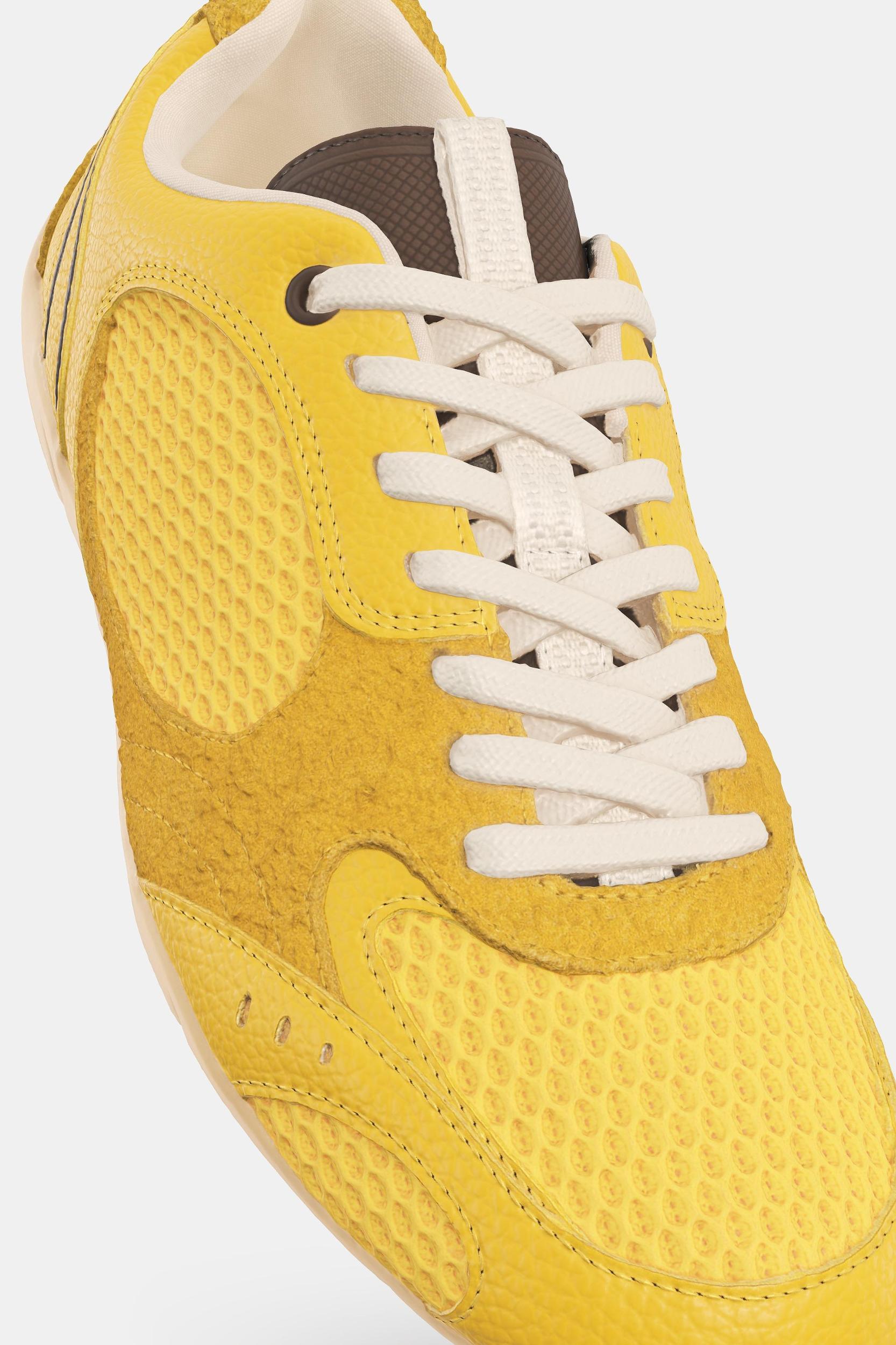 CONTRAST RUNNING SHOES Product Image