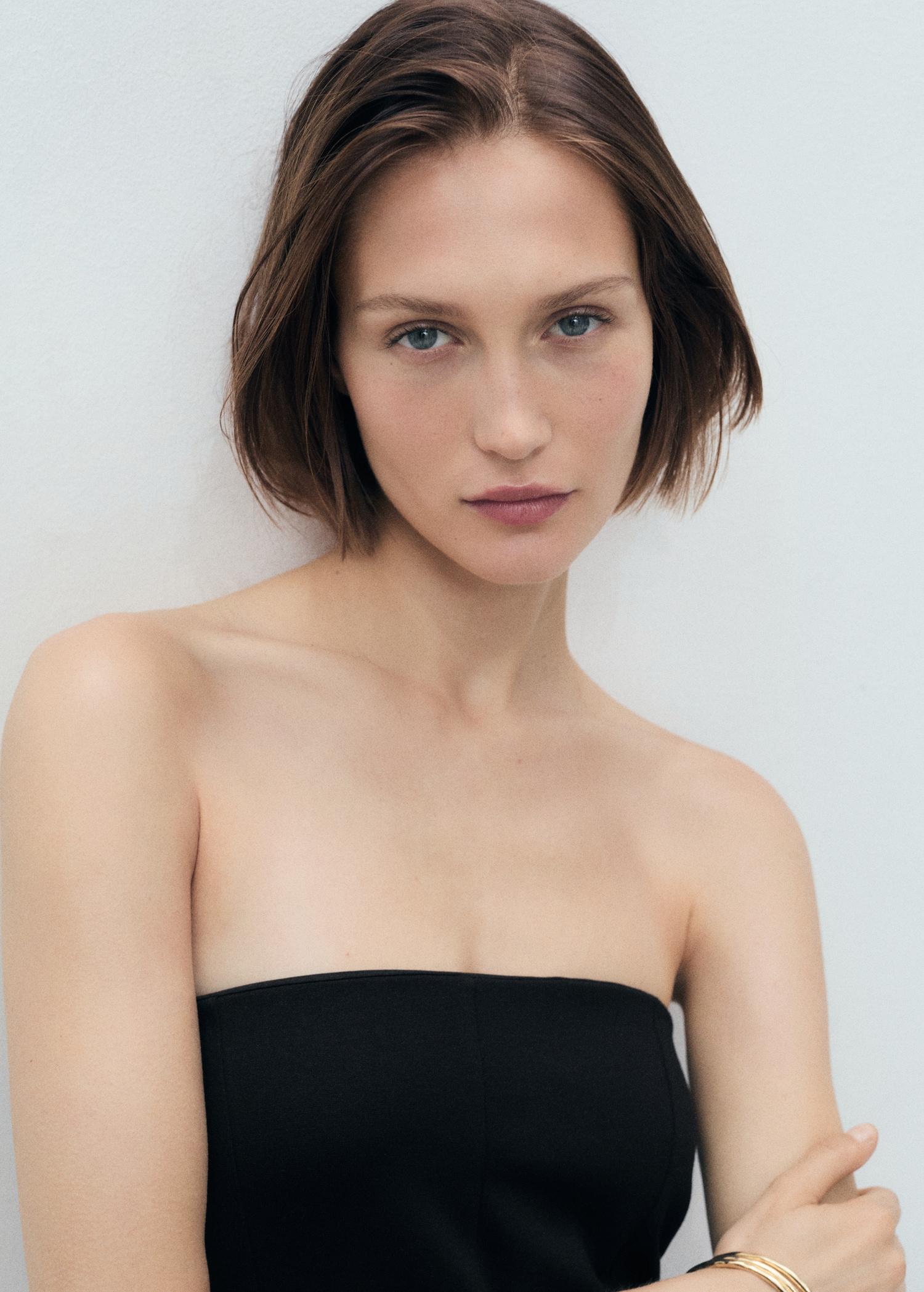 Short strapless dress with pleats - Women | MANGO USA Product Image