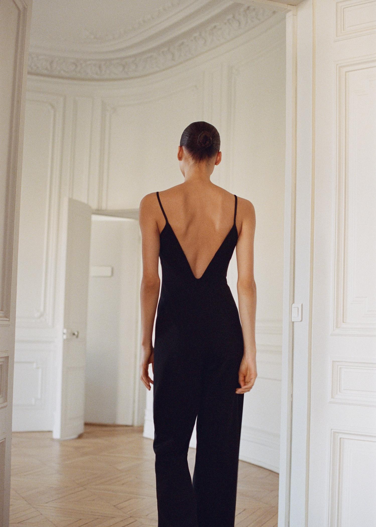 Structured fitted jumpsuit with sweetheart neckline - Women | MANGO USA Product Image