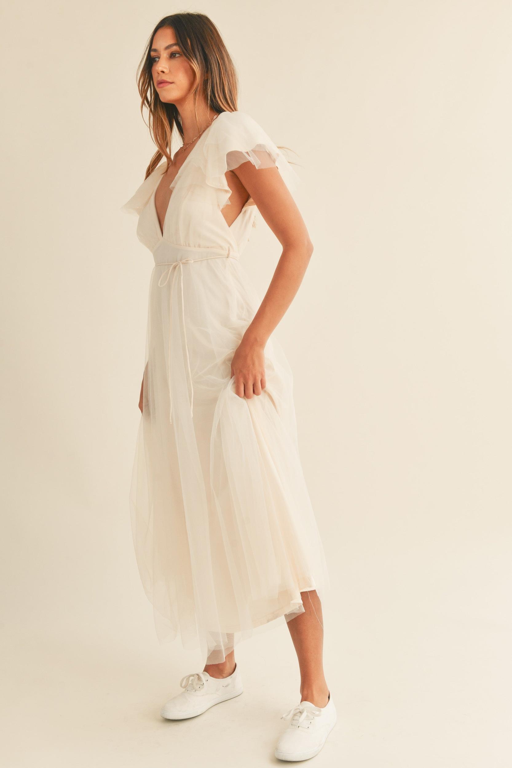 Tulle V neck Ruffle Sleeve Midi Dress Product Image