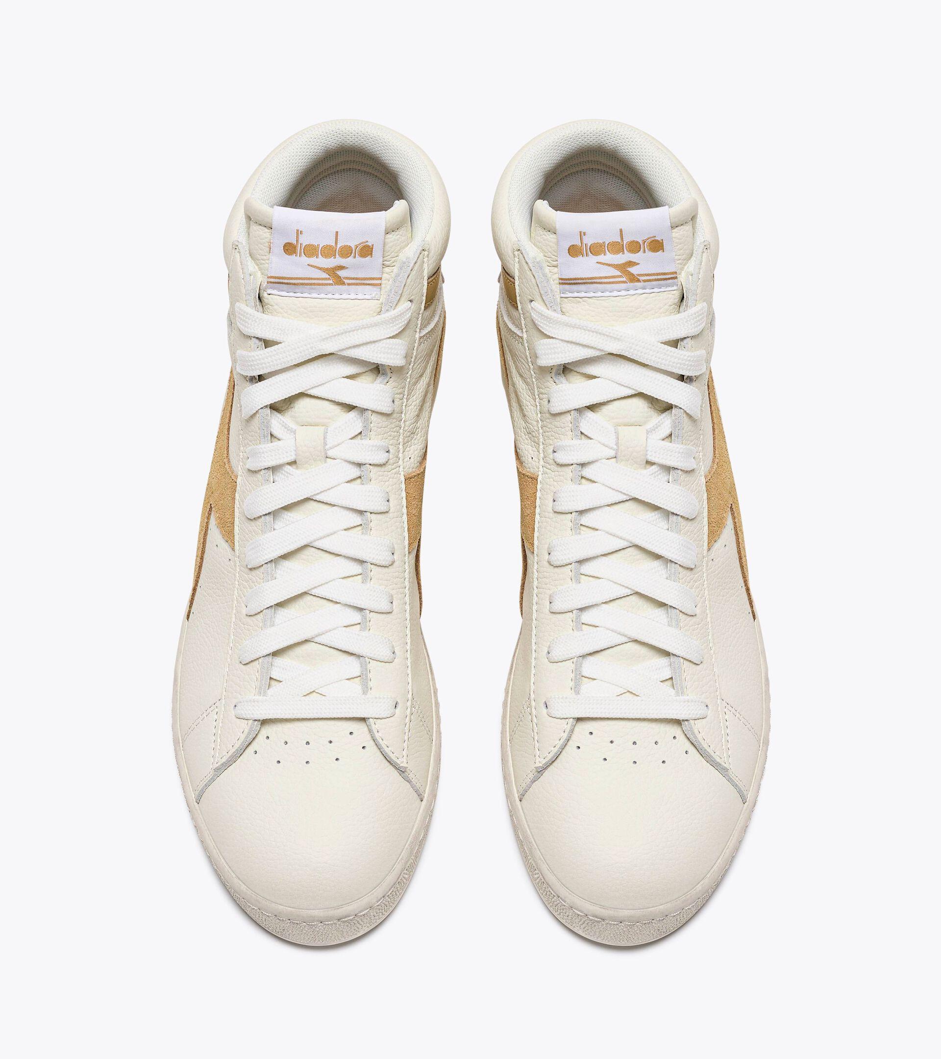 GAME L HIGH WAXED SUEDE POP Product Image