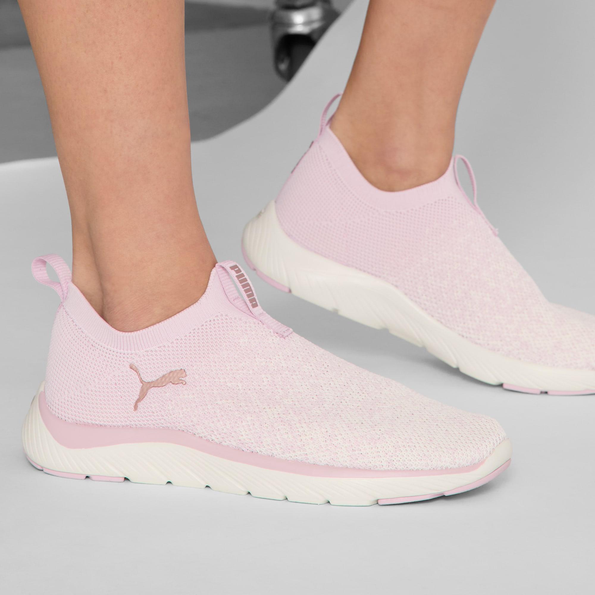 Softride Remi Slip-On Knit Women's Running Shoe Product Image