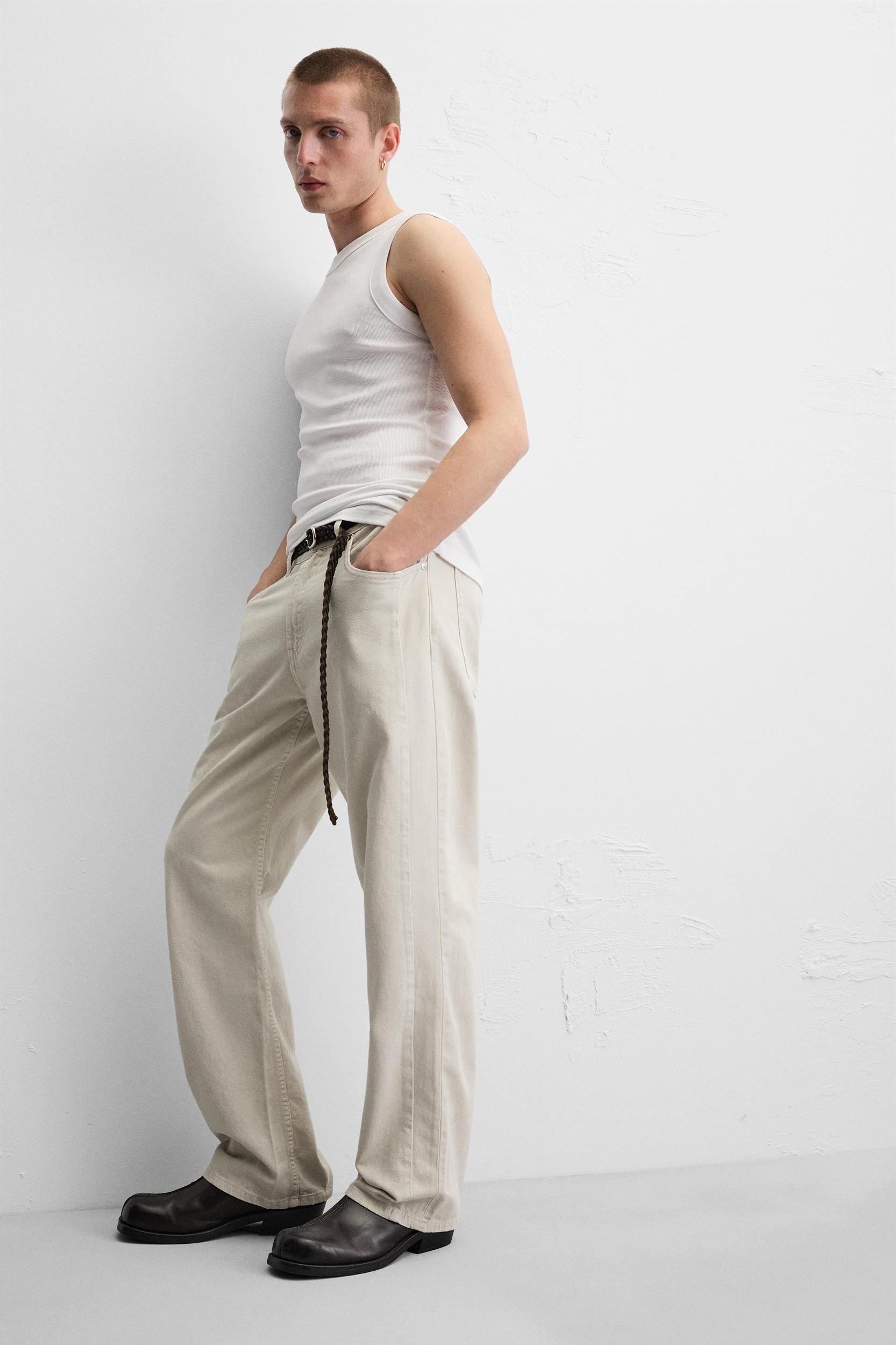 RELAXED STRAIGHT FIT JEANS Product Image