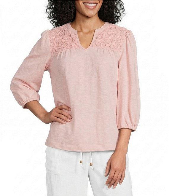 Westbound V-Neck 3/4 Sleeve Top Product Image