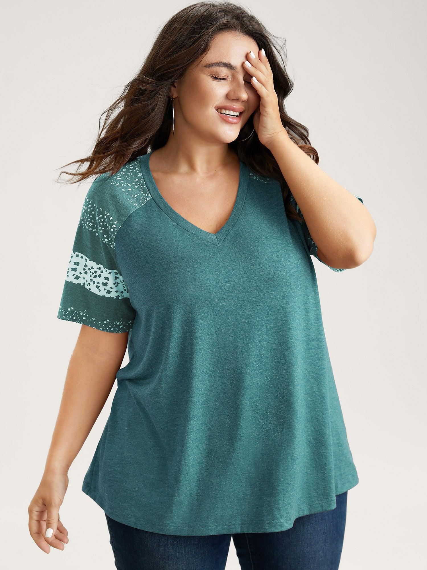 Ditsy Floral Colorblock Contrast Raglan Sleeve T-shirt Female Product Image