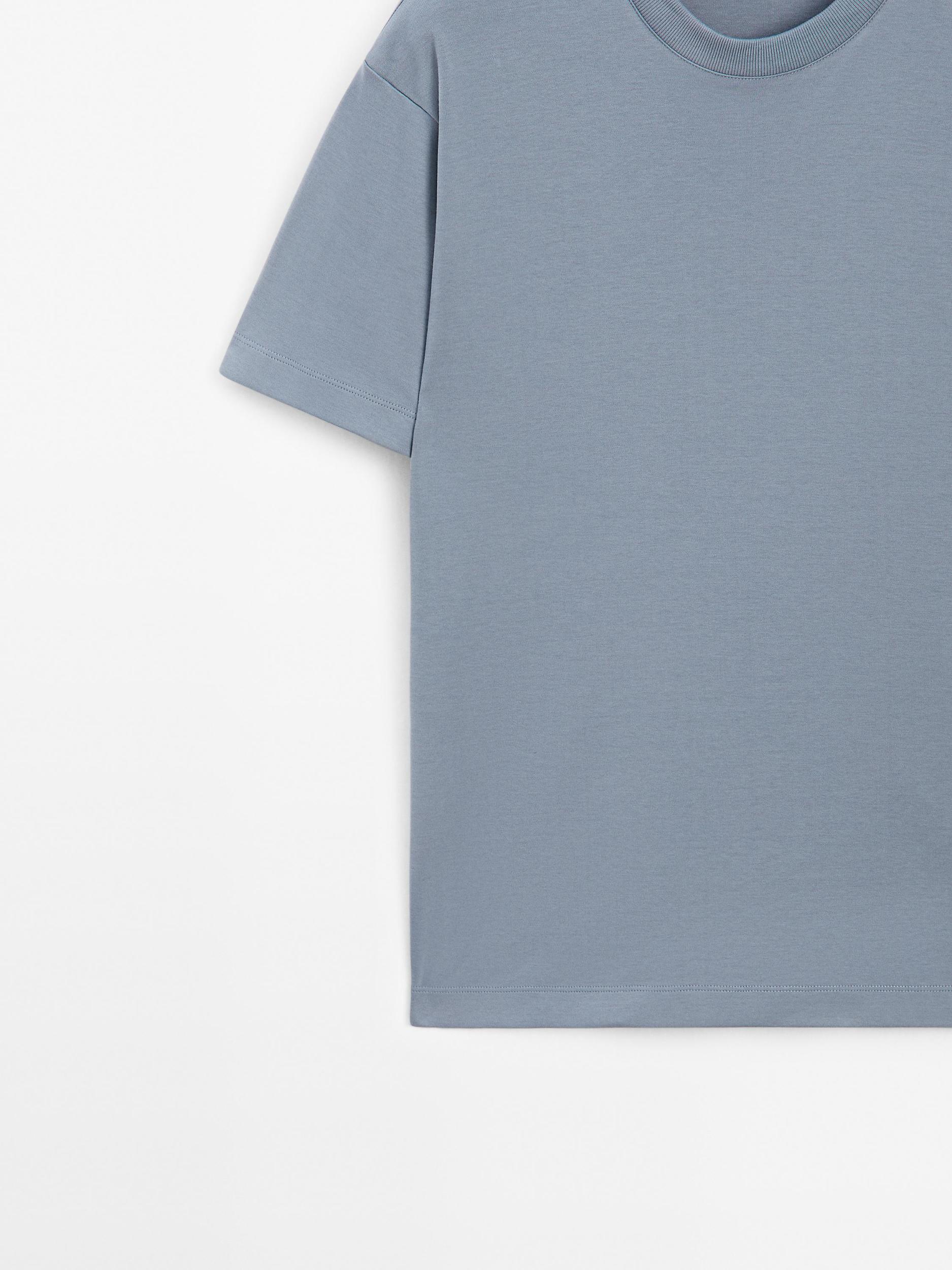 T-shirt medium weight 100% cotton Product Image