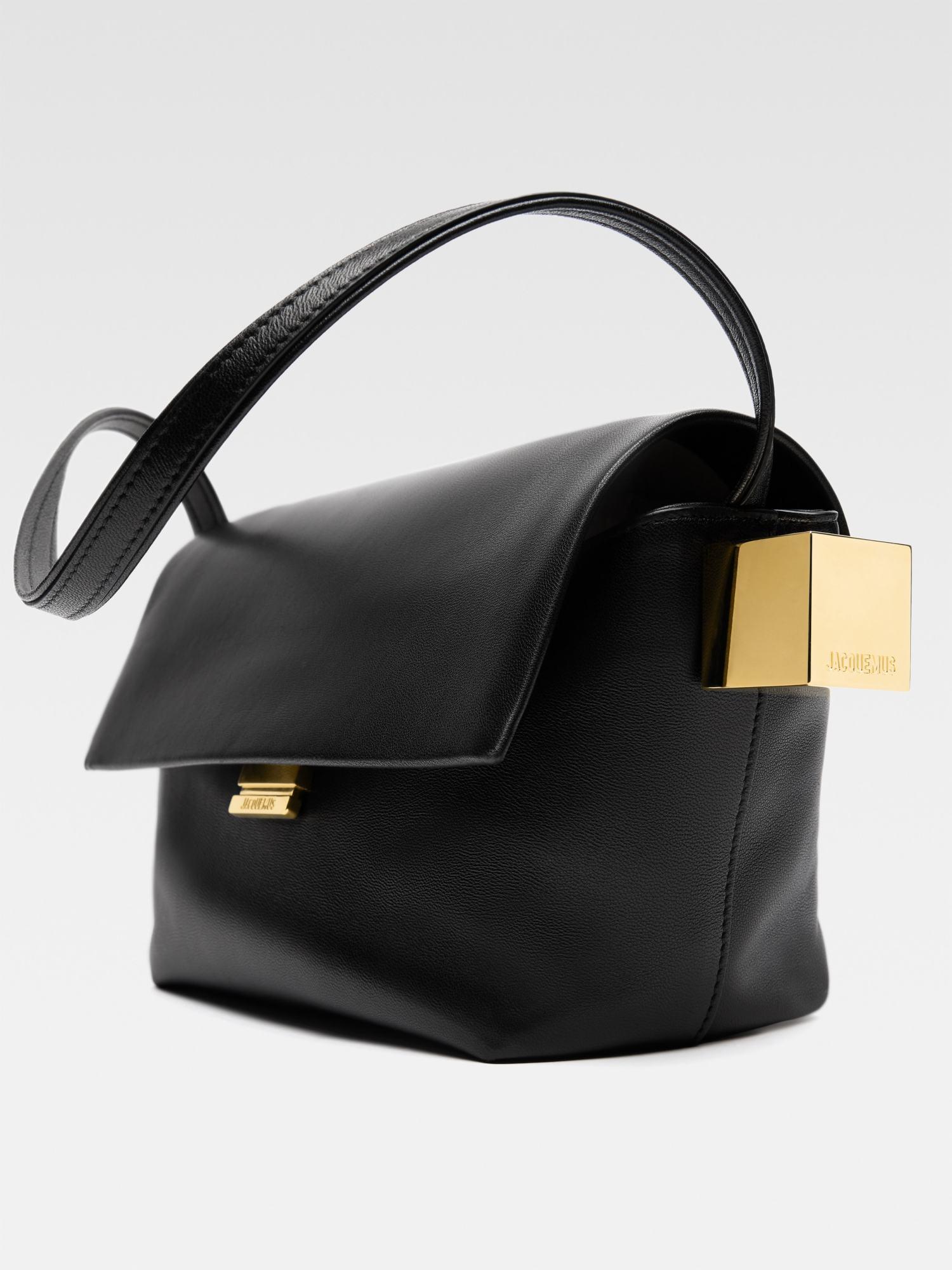 Le Rond Carre shoulder bag Product Image