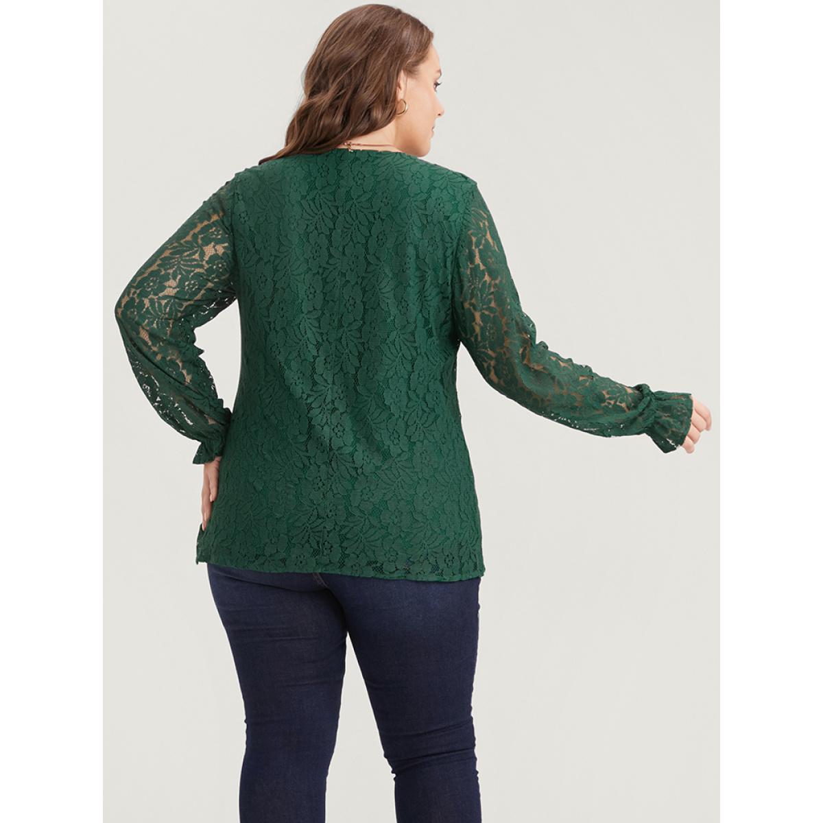 Plus Size Green Solid Crochet Lace V Neck Blouse Women Glamour Long Sleeve V-neck Going out Blouses BloomChic 26/4X Product Image