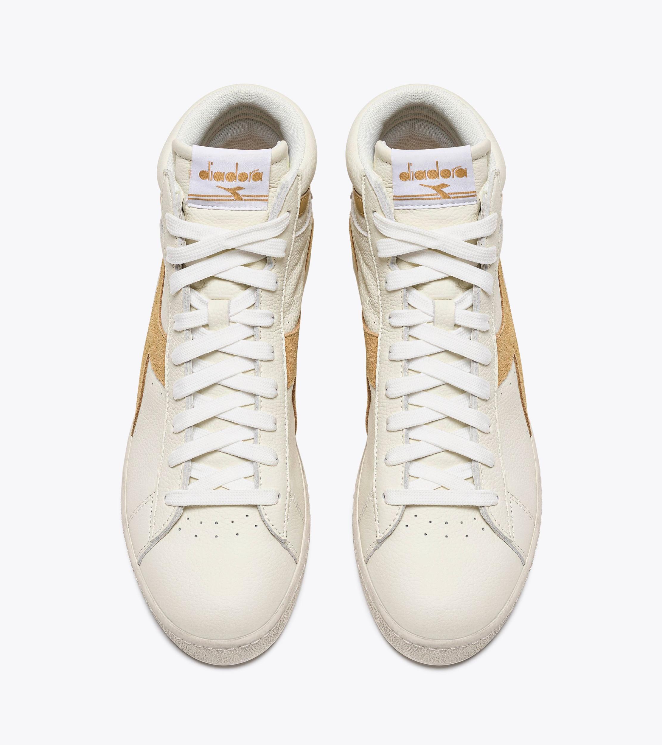 GAME L HIGH WAXED SUEDE POP Product Image