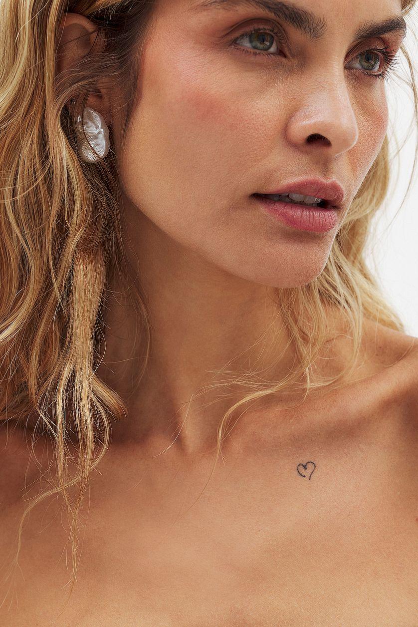 Pearl Earrings Product Image