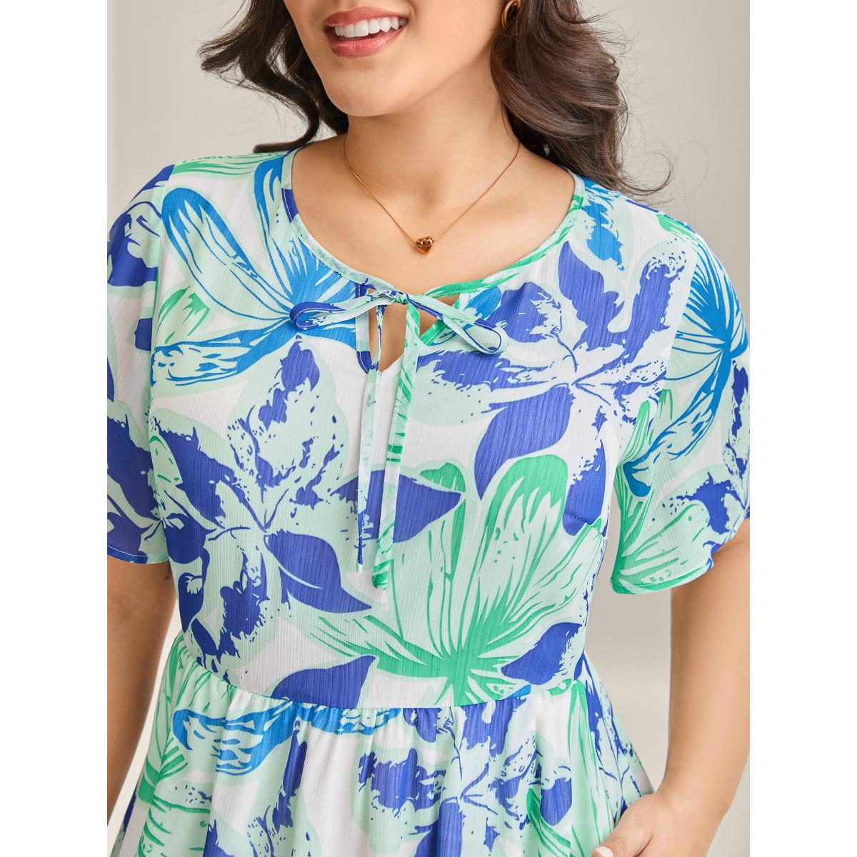 Plus Size Chiffon Floral Neck Tie Lined Midi Dress Truegreen Women Notched collar Short sleeve Curvy BloomChic 14-16/1X Product Image