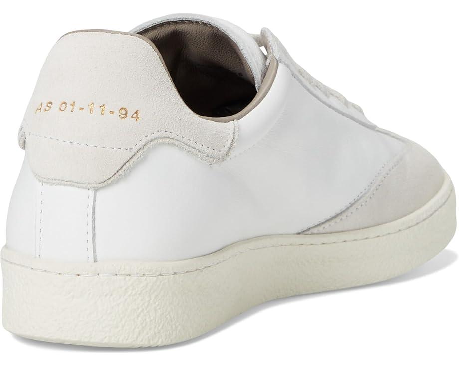 Vix Sneaker Product Image