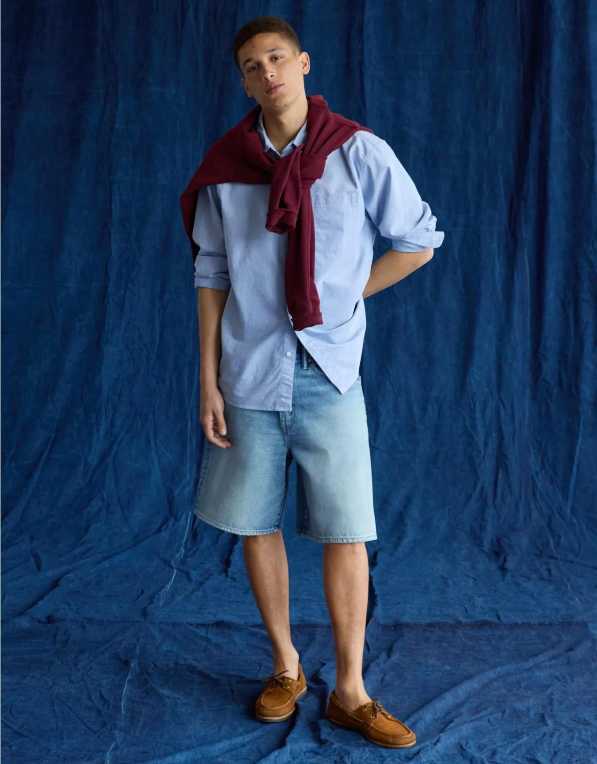 AE Everyday Relaxed Oxford Button-Up Shirt Product Image