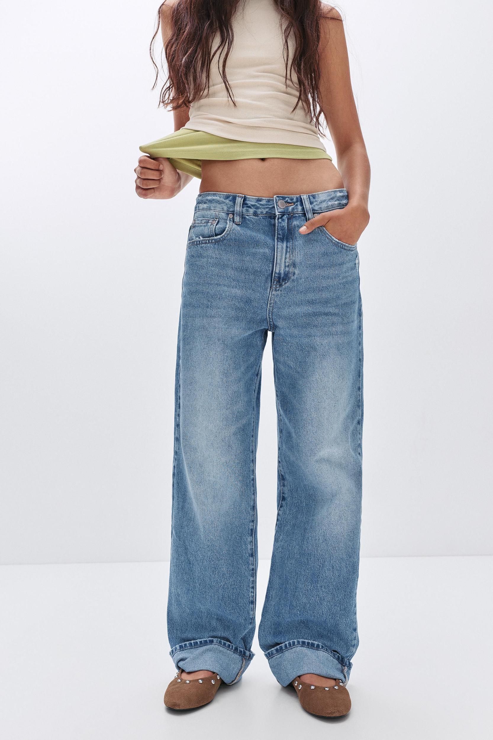 Straight-leg baggy jeans with turn-up hems Product Image