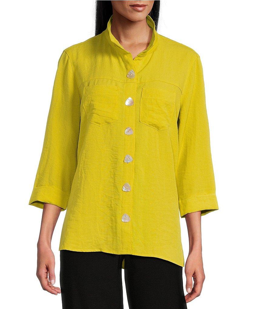 John Mark Solid Woven 3/4 Sleeve Wire Collared Button Front Patch Pocket Camp Shirt Product Image