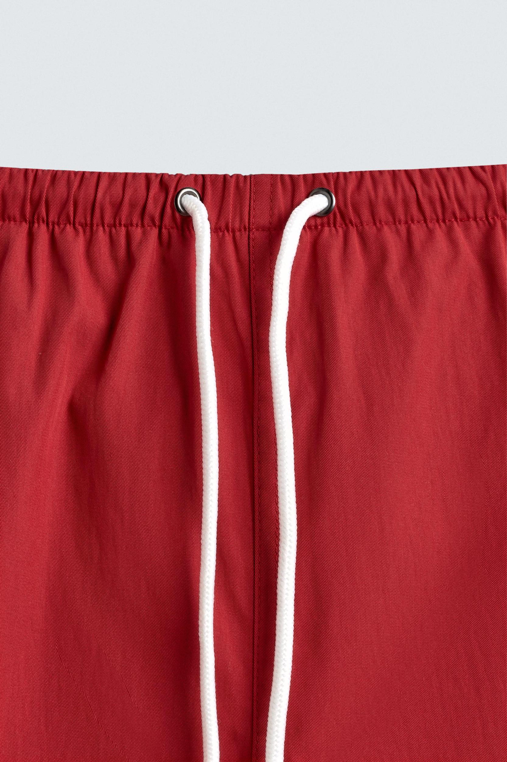 CONTRAST TRIM SHORTS Product Image