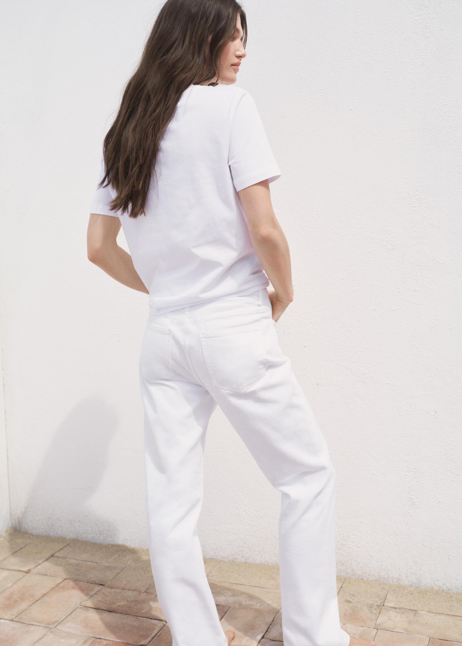 V-neck cotton T-shirt - Women | MANGO USA Product Image