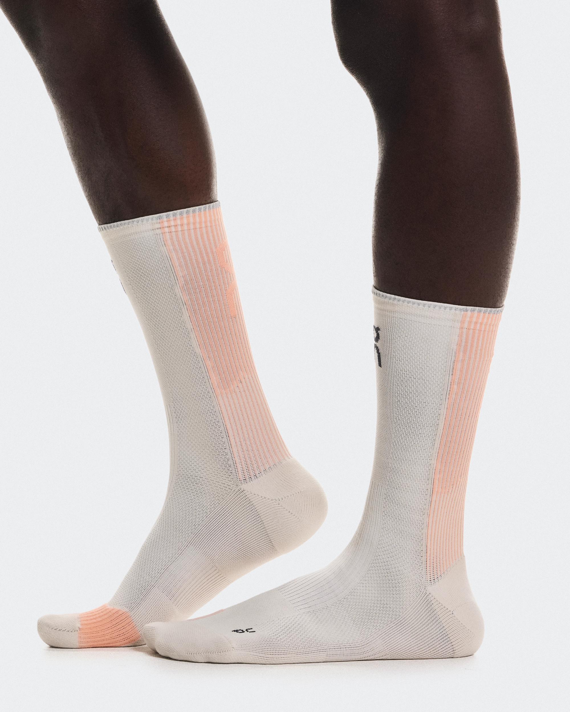 Performance Run Sock High: Supportive Running Socks Product Image