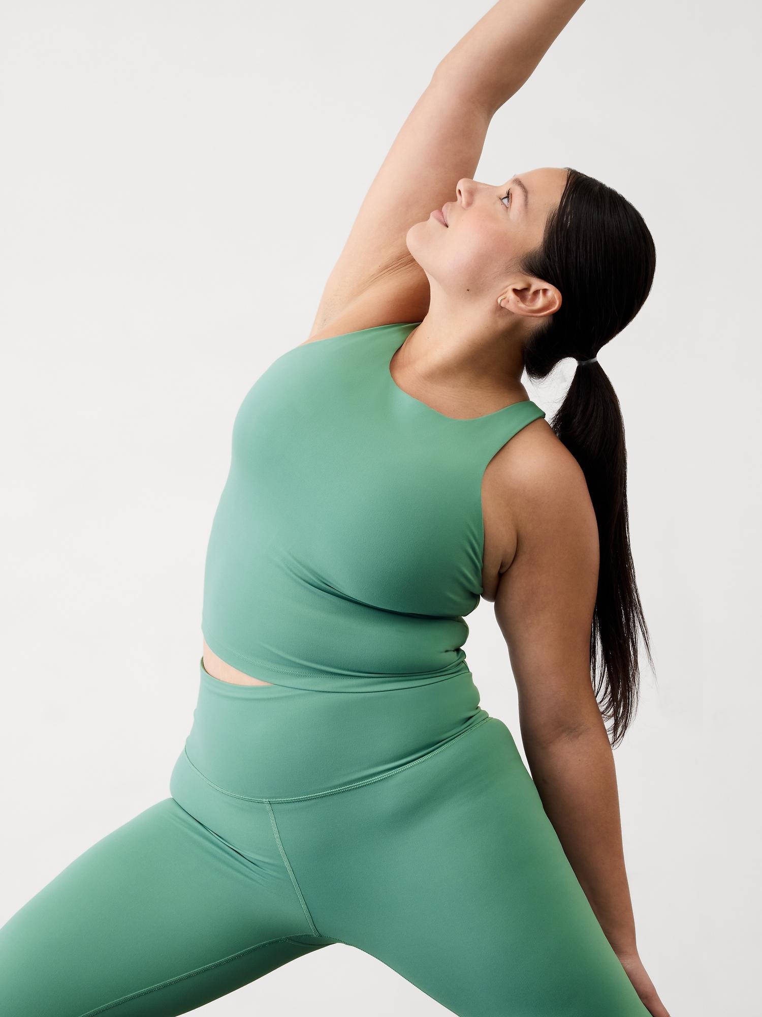 Purpose Crop Sports Bra D-DD Product Image