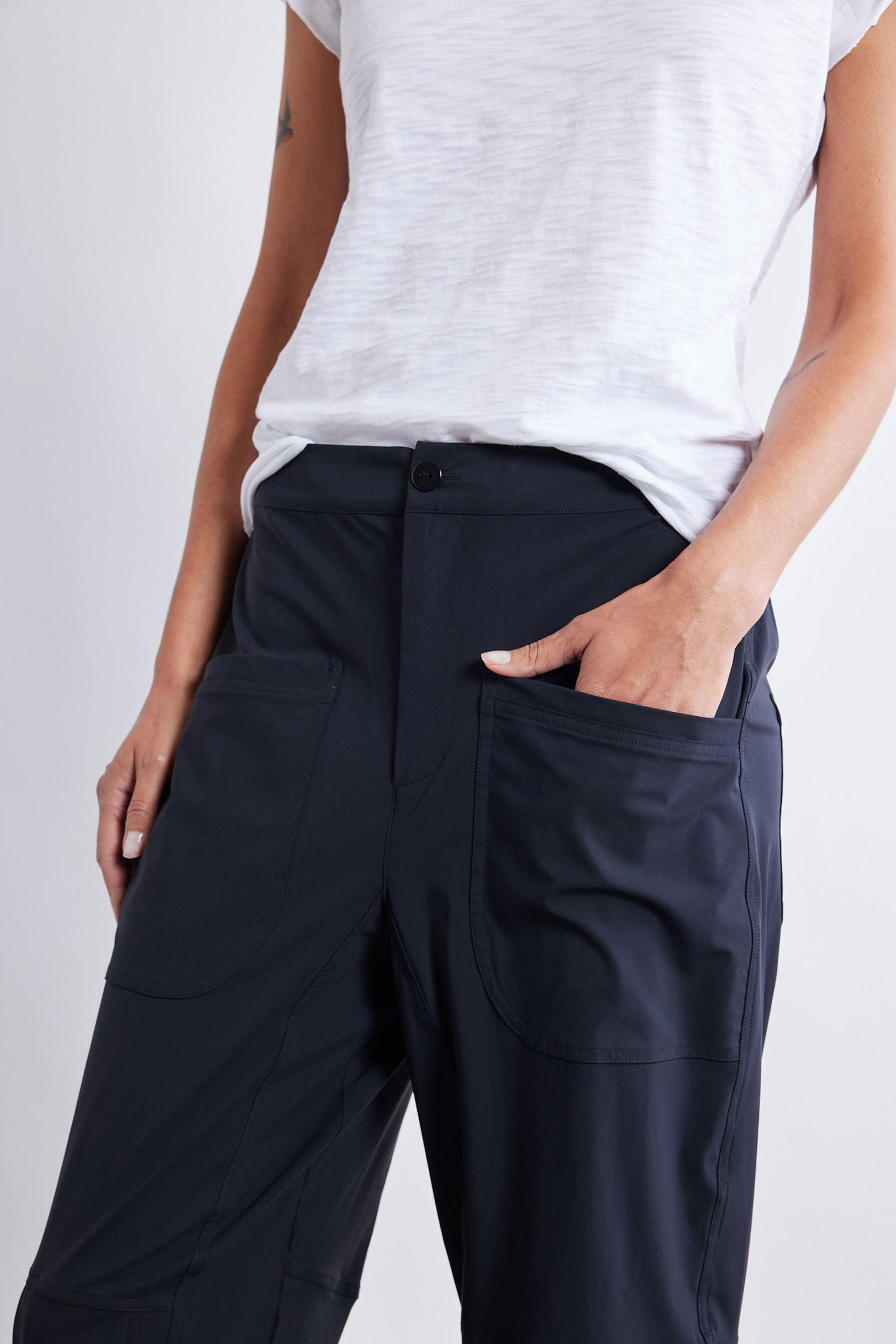 The Everlasting Slim Pants Product Image