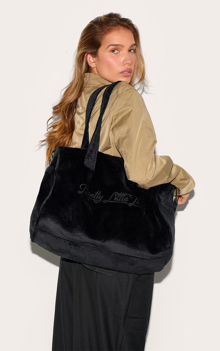 PRETTYLITTLETHING Black Signature Travel Bag Product Image
