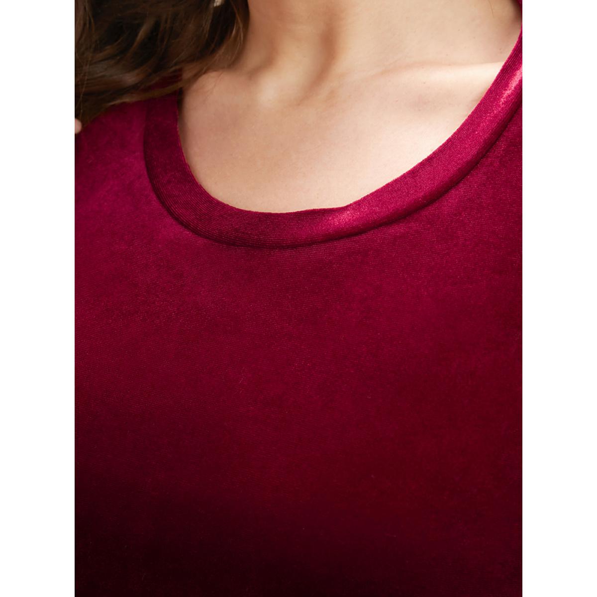 Plus Size Solid Pocket Lantern Sleeve Velvet Flutter Dress Burgundy Women Party Plain Round Neck Long Sleeve Curvy Long Dress BloomChic 12/L Product Image