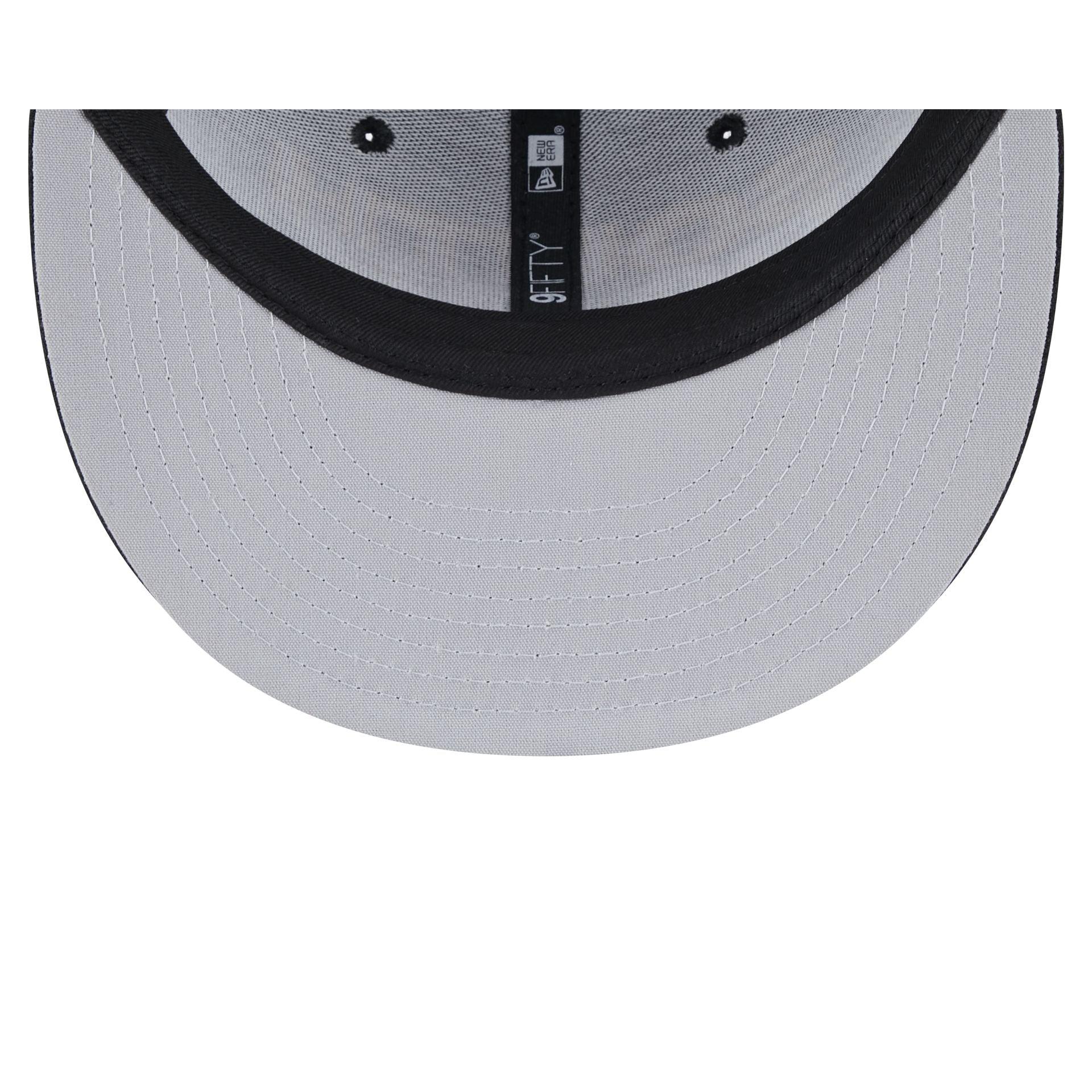 South Park Team Tag 9FIFTY Trucker Hat Male Product Image