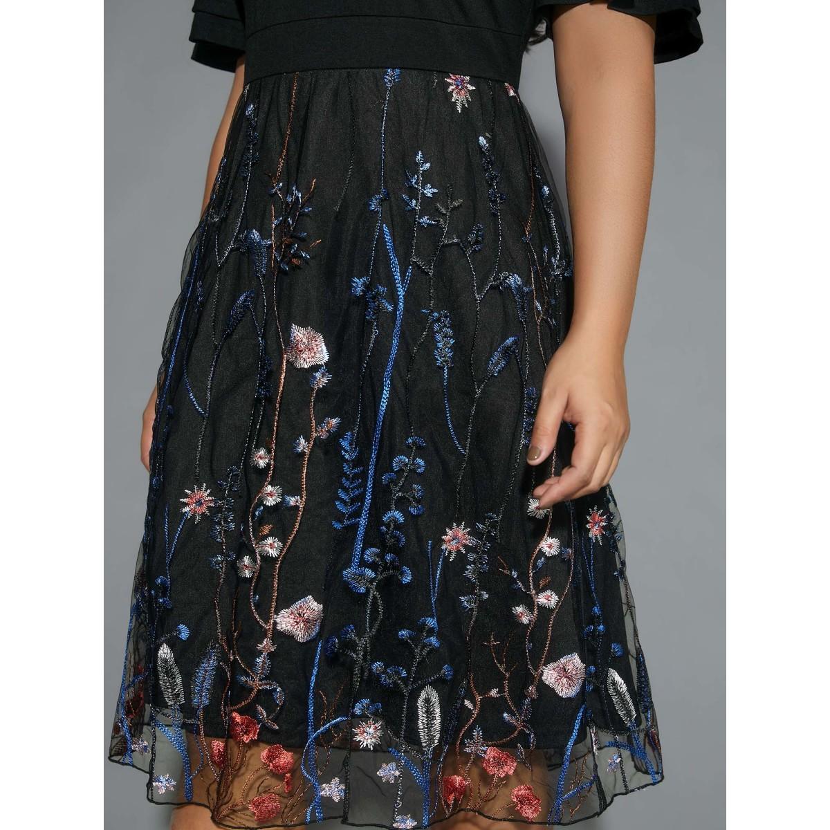 Plus Size V Neck Mesh Embroidered Patch Dress Black Women Cocktail Texture Party Curvy Bloomchic 30/6X Product Image