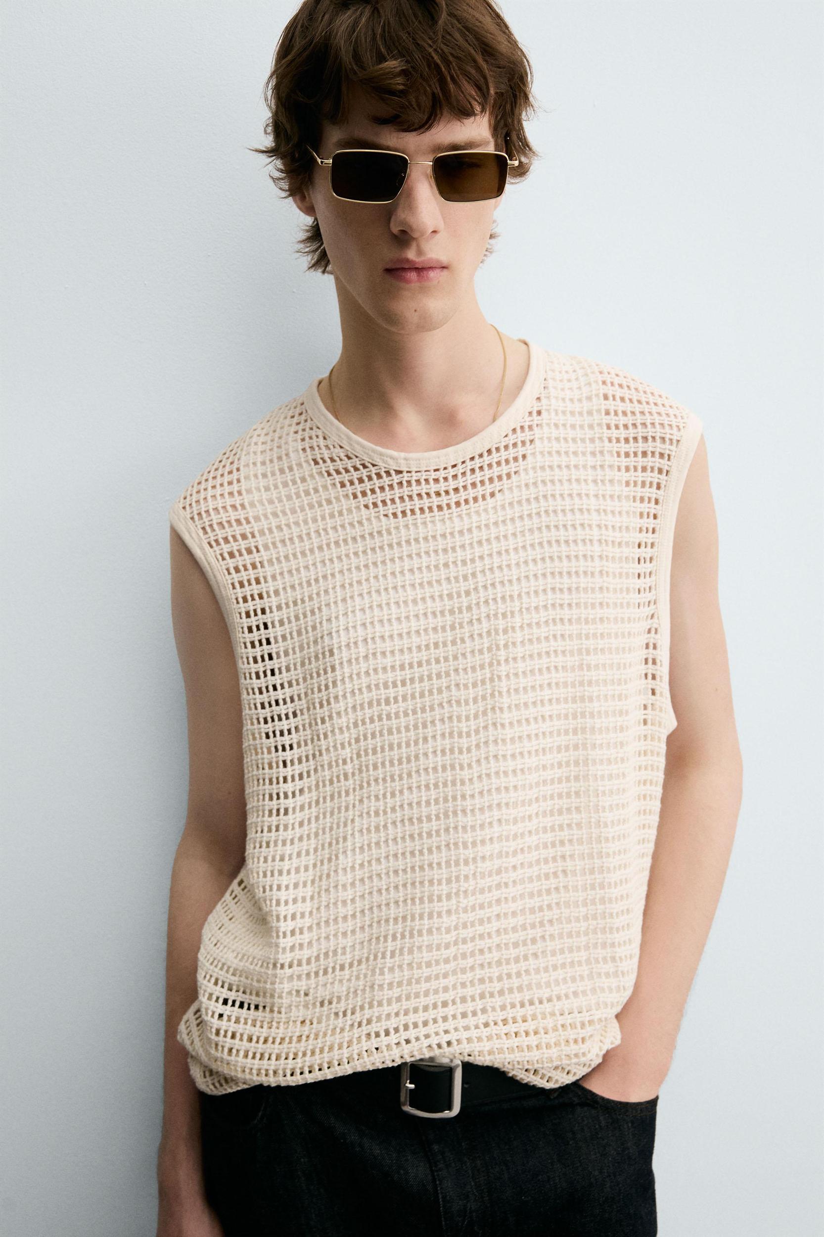 CROCHET TEXTURED T-SHIRT Product Image