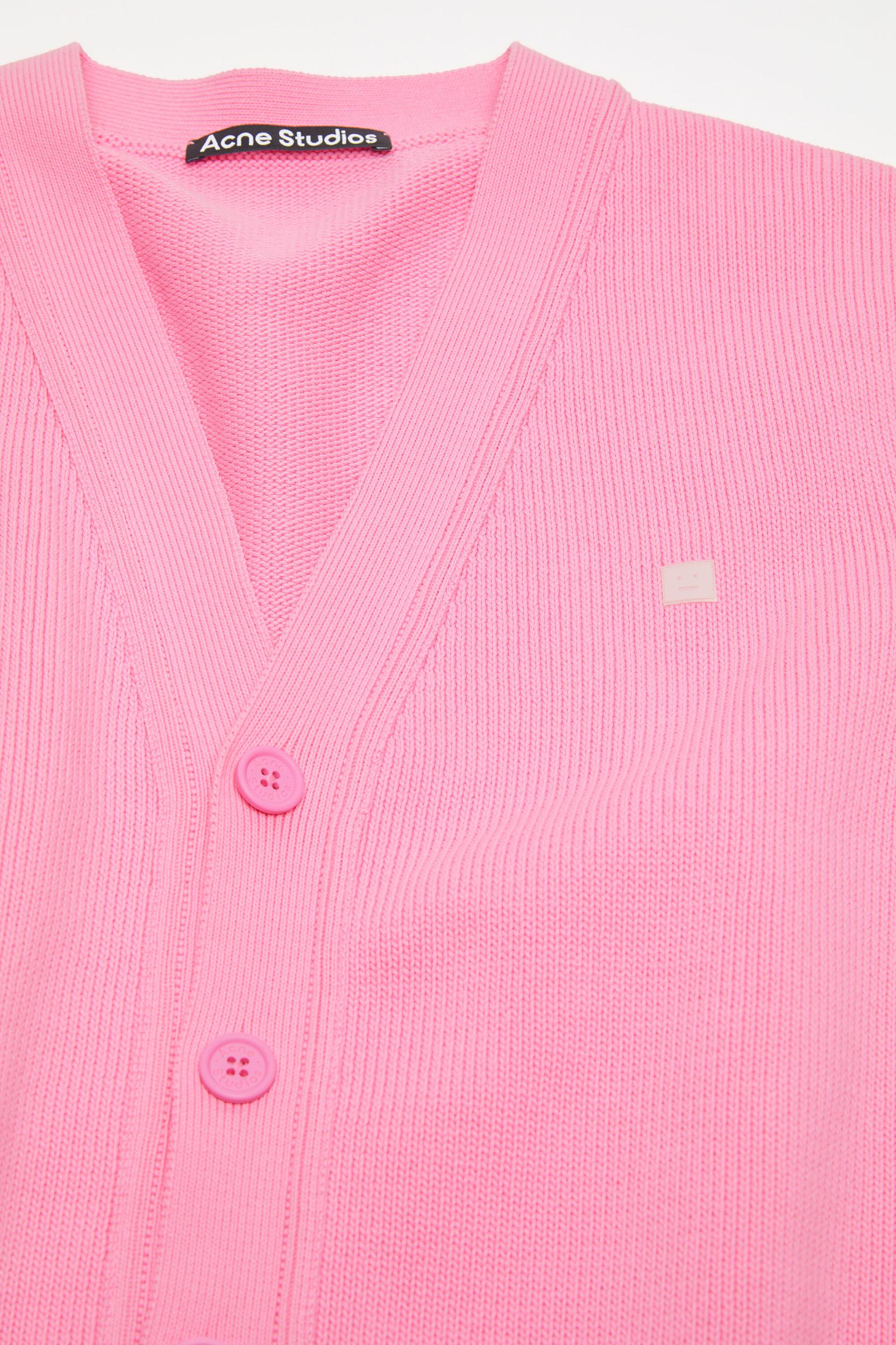 Cardigan v-neckline Product Image