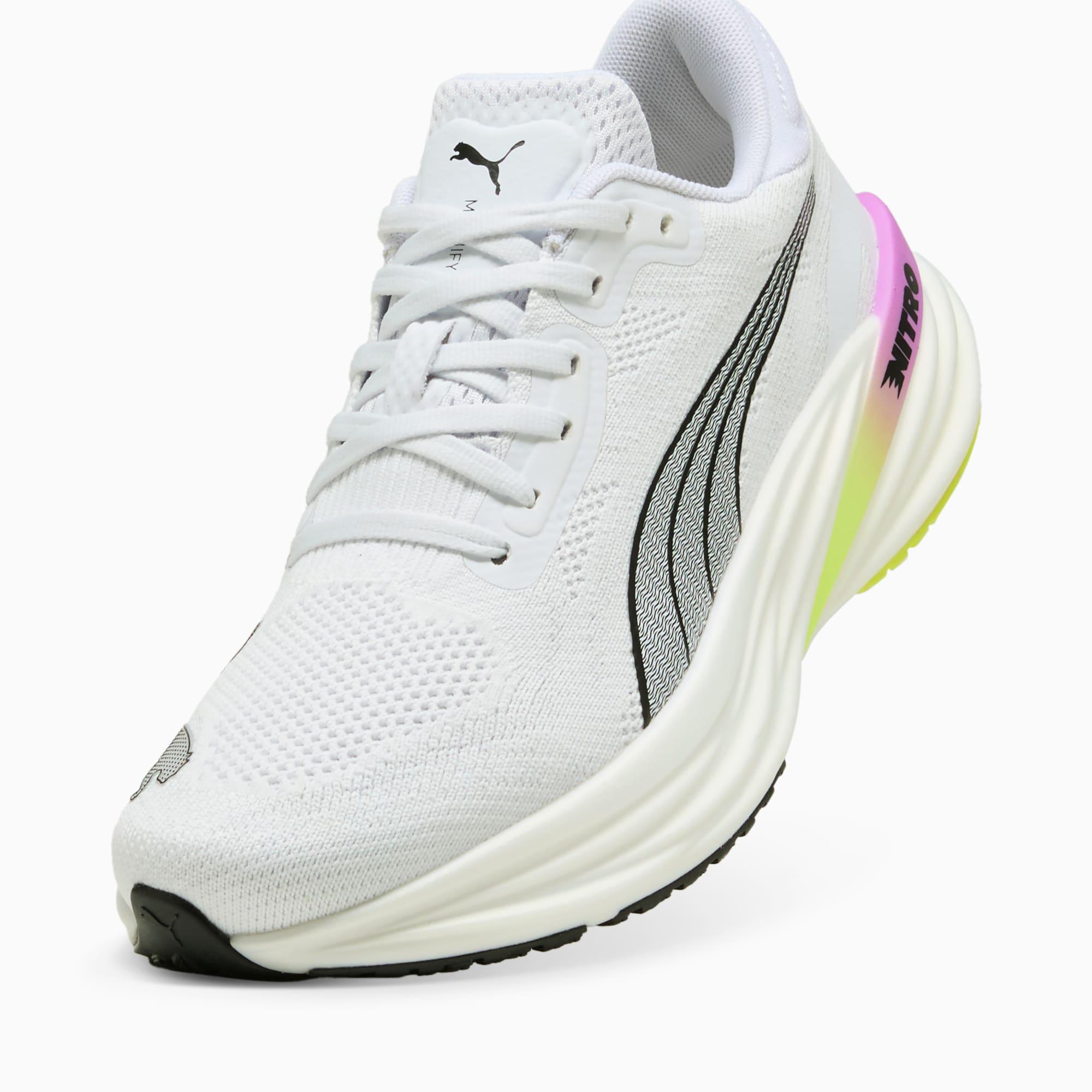Magnify NITRO™ 2 Women's Running Shoes Product Image