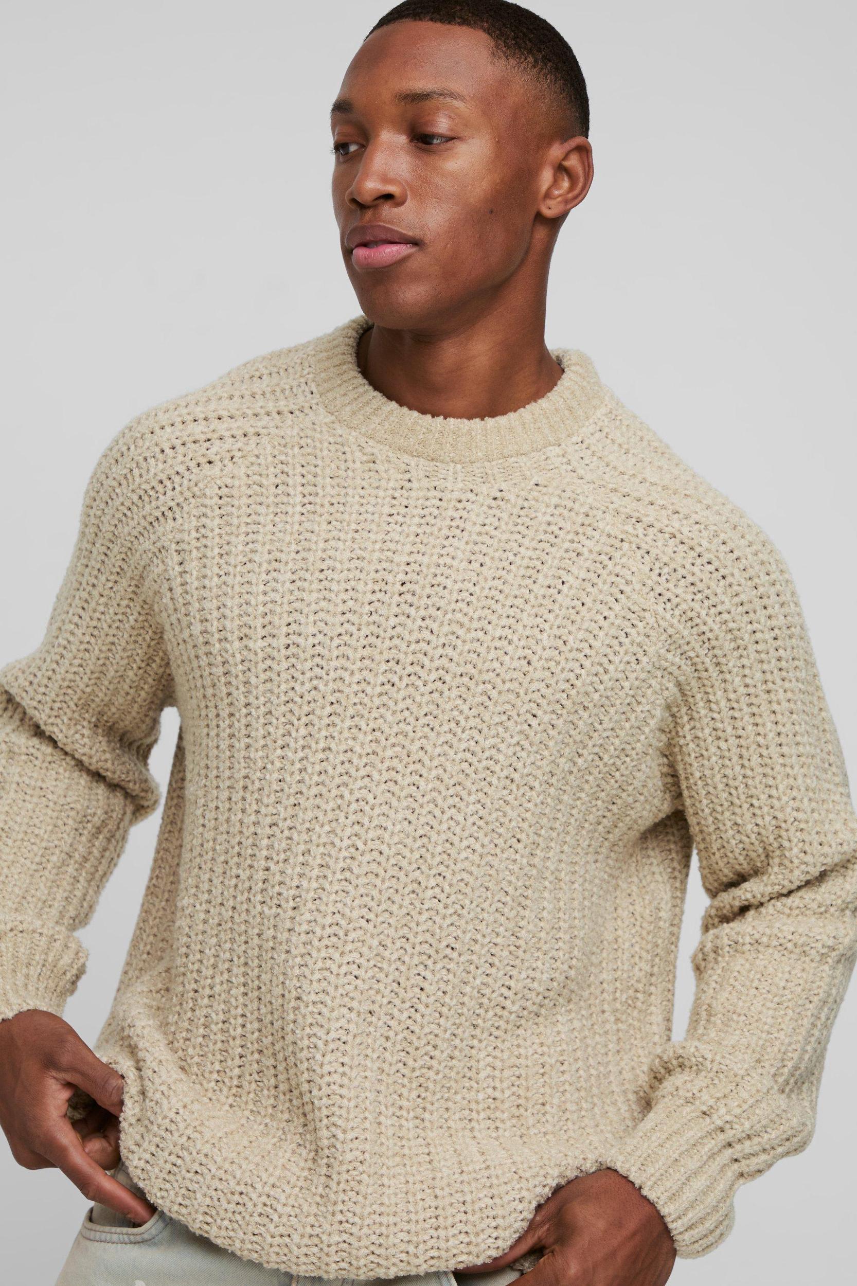 Oversized Raglan Detail Boucle Knit Sweater | boohooMAN USA Product Image